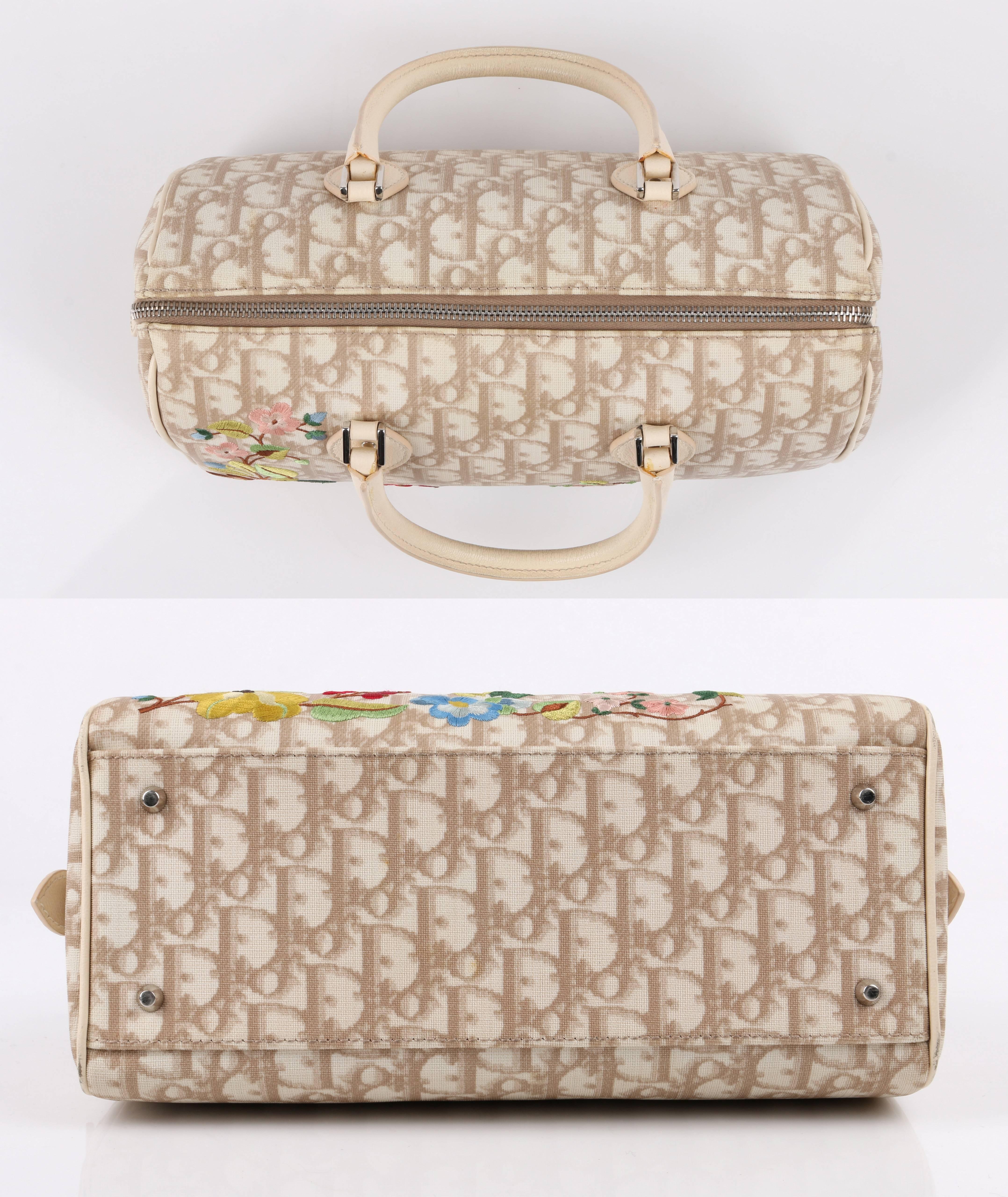 CHRISTIAN DIOR S/S 2005 Beige Diorissimo Canvas Floral Embroidered Boston Bag In Excellent Condition In Thiensville, WI