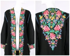Vintage SUBHANA 'THE BEST' SRINAGAR Wool Floral Kashmiri Embroidered Robe / Coat
