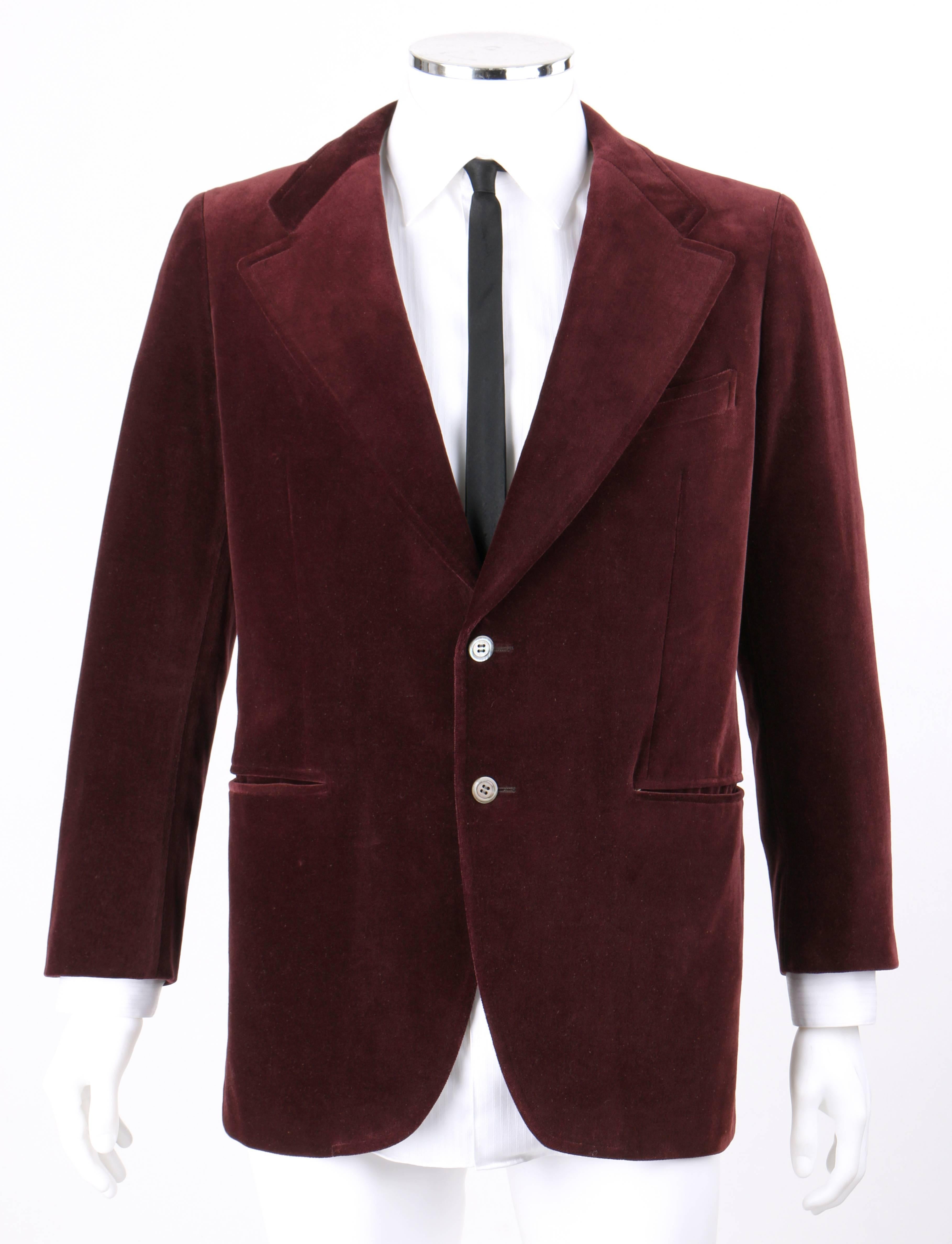 Noir EMILIO PUCCI par Ermenegildo Zegna - Blazer en velours avec doublure imprimé signature, circa 1972 en vente