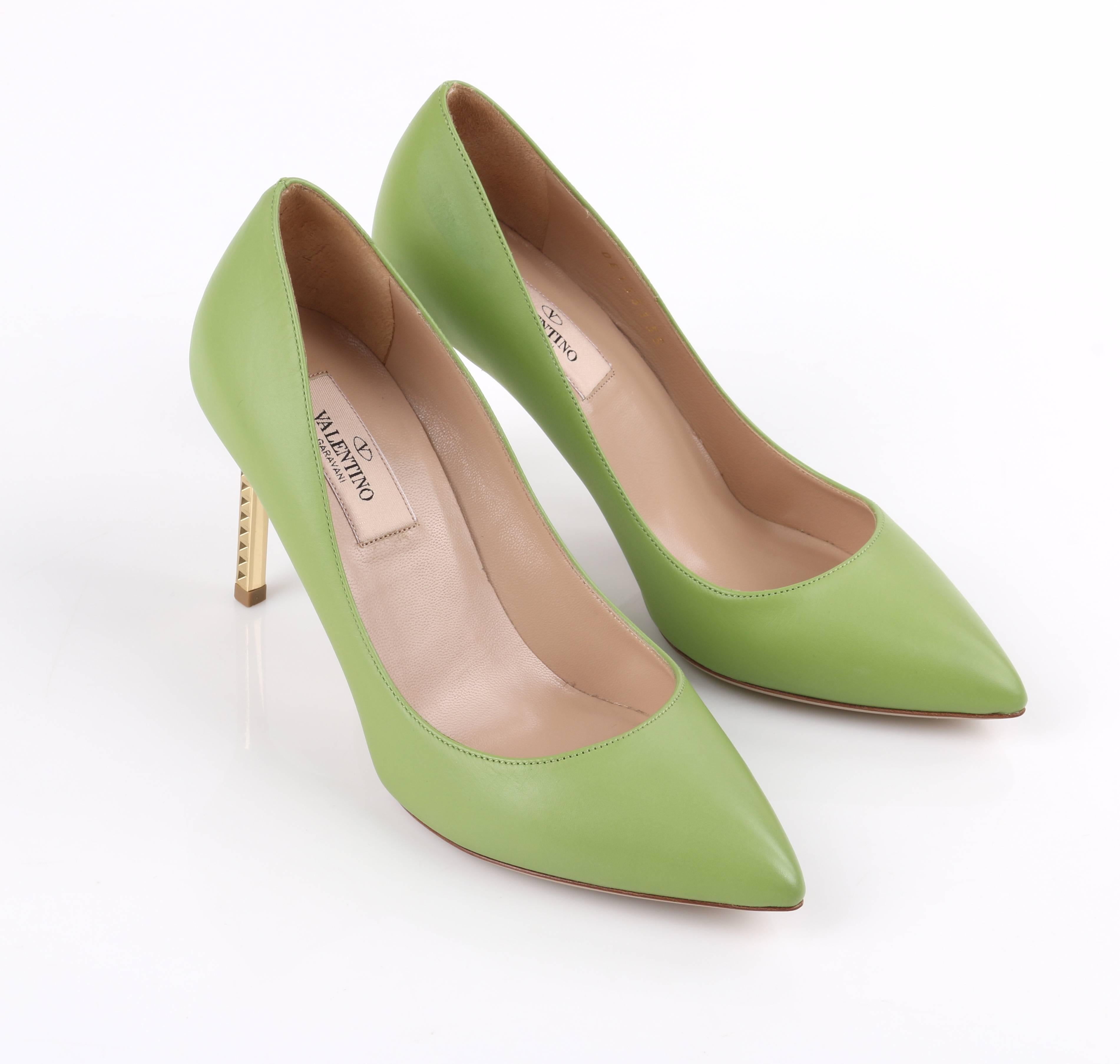 apple green shoes