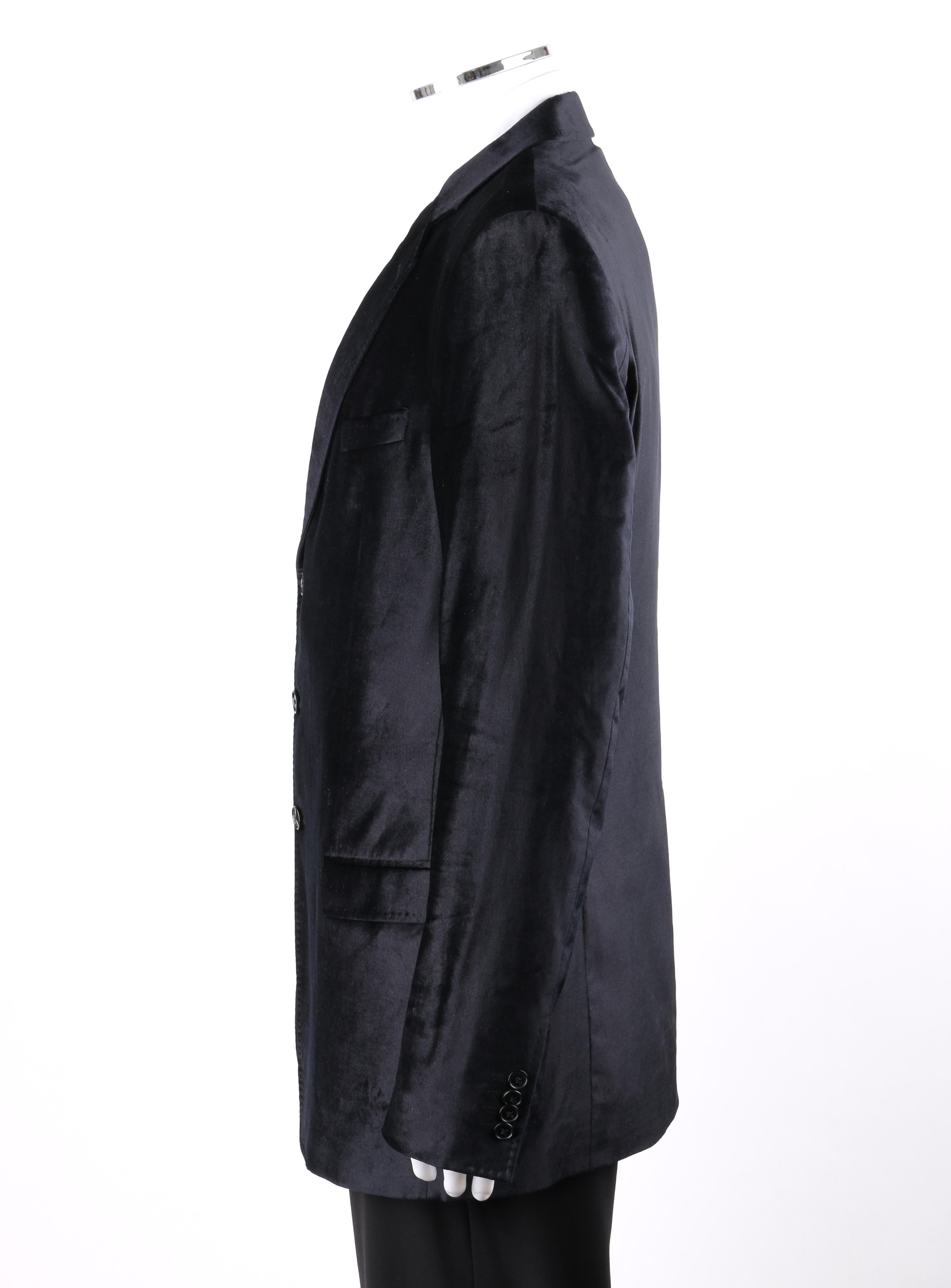 DOLCE & GABBANA c.2007 MARTINI Black Velvet Three Button Blazer Evening Jacket In Good Condition For Sale In Thiensville, WI