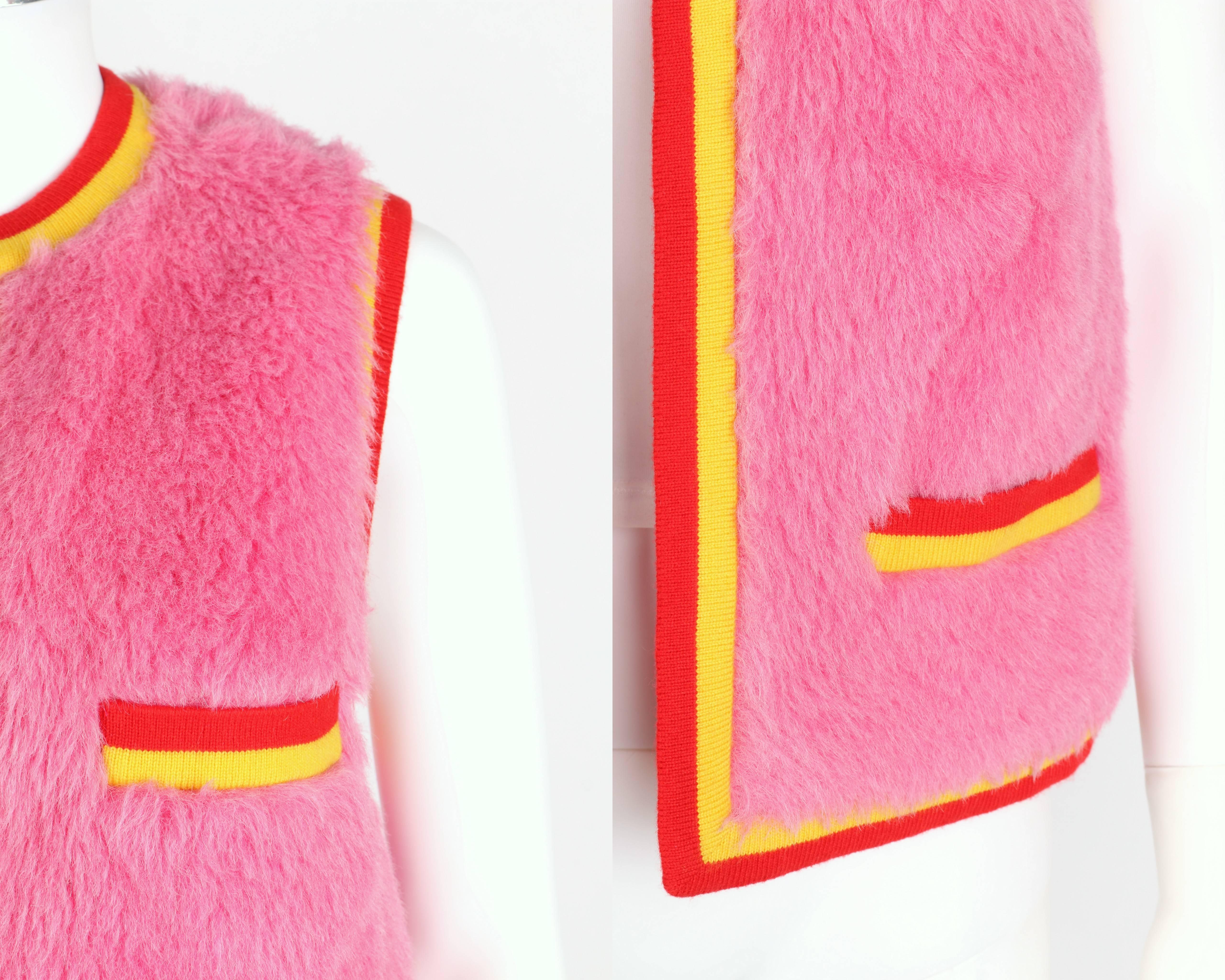CHANEL 1994 A/W Bubble Gum Pink Alpaca Cashmere Vest Signature CC Logo Size 34  2