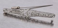 Antique Edwardian European Cut Diamond Platinum Foliate Filigree Metal Bar Pin
