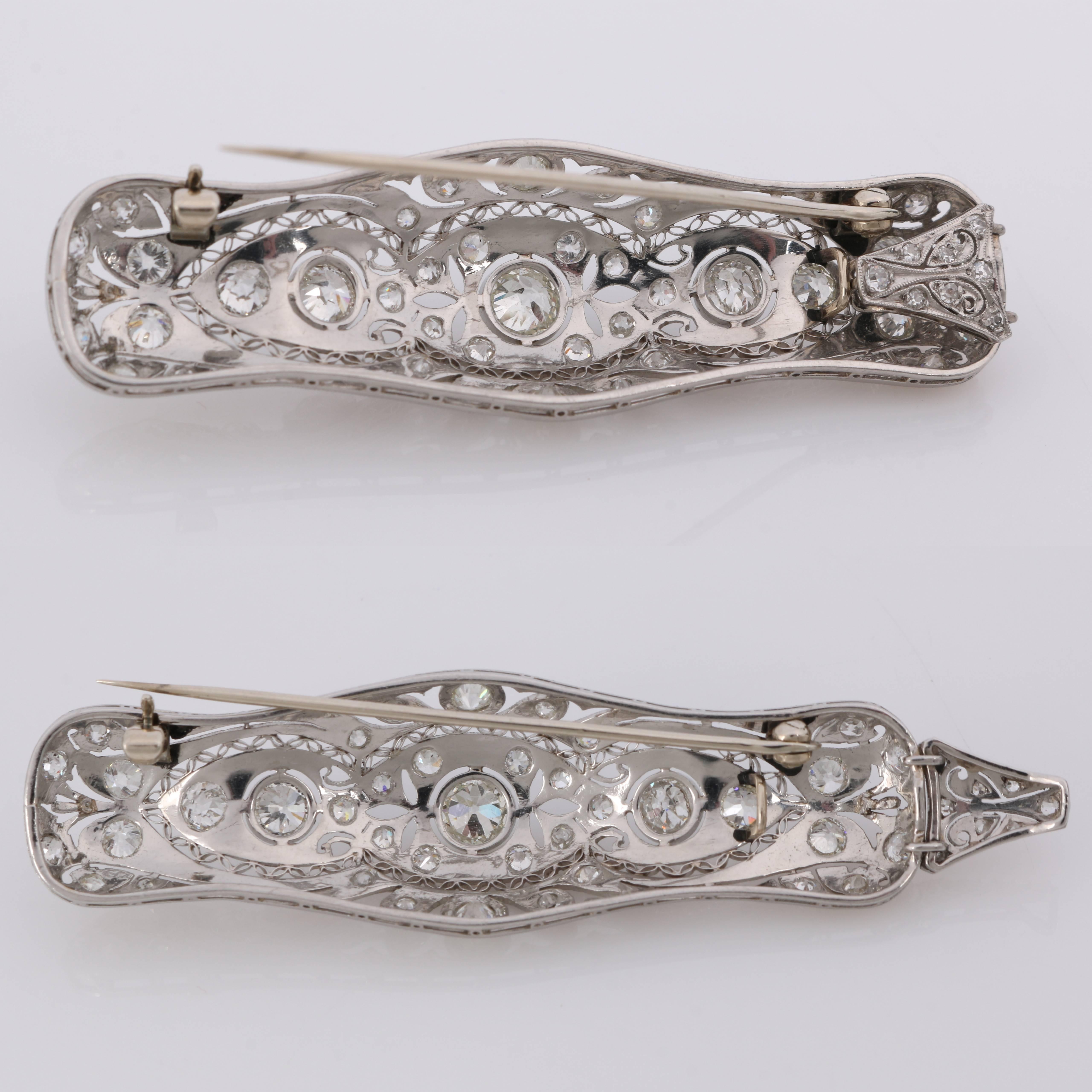 Women's Gregorian c.1915 European Cut Diamond Platinum Foliate Filigree Bar Pin Pendant For Sale