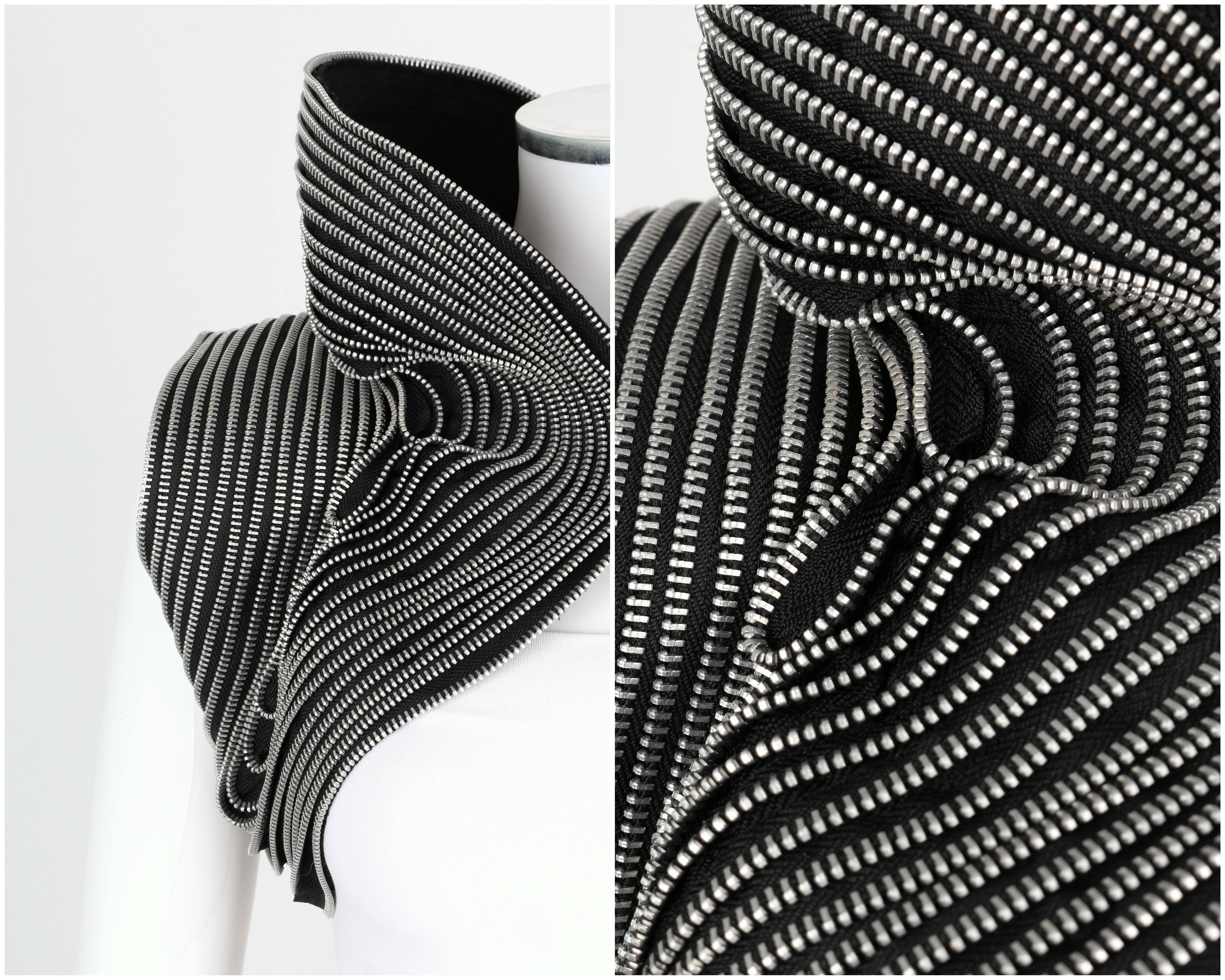 SOHUNG DESIGNS c.2010 Hand Made Black Silver Zipper Trim Structured Bolero Vest In Excellent Condition In Thiensville, WI