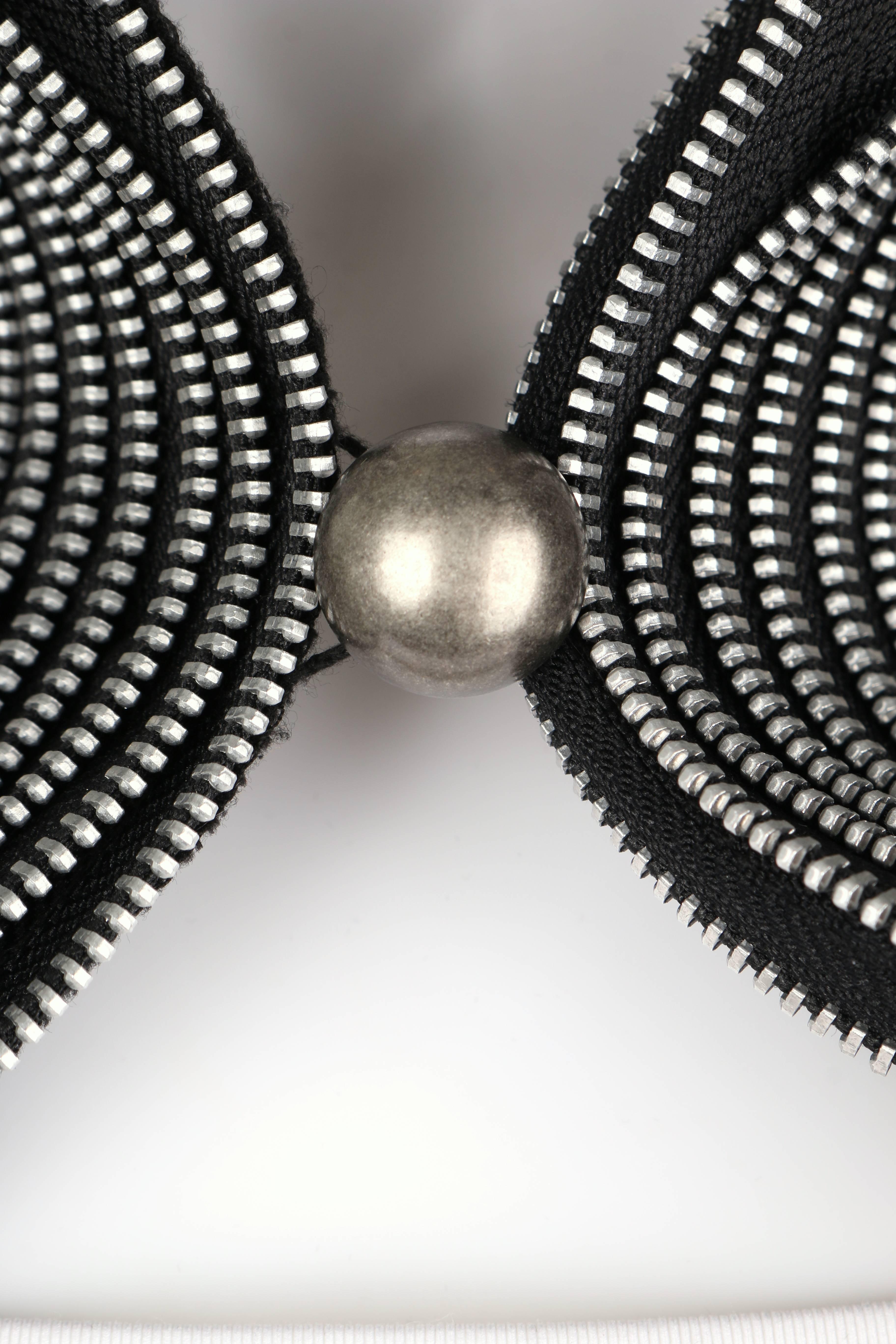SOHUNG DESIGNS c.2010 Hand Made Black Silver Zipper Trim Structured Bolero Vest 2