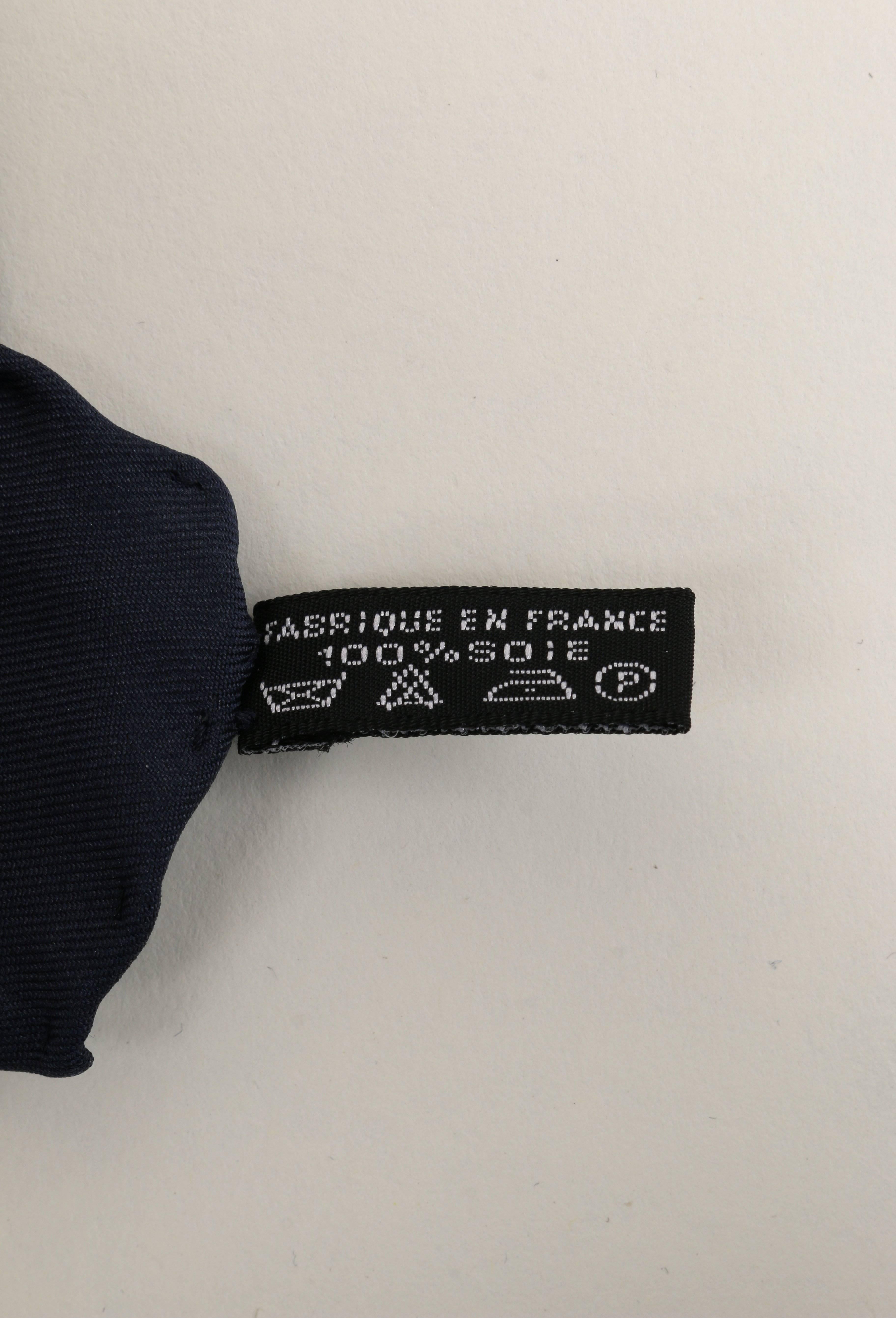 Women's or Men's HERMES Ltd Ed. Navy Blue Grapevine Motif Silk Pocket Square Handkerchief Scarf