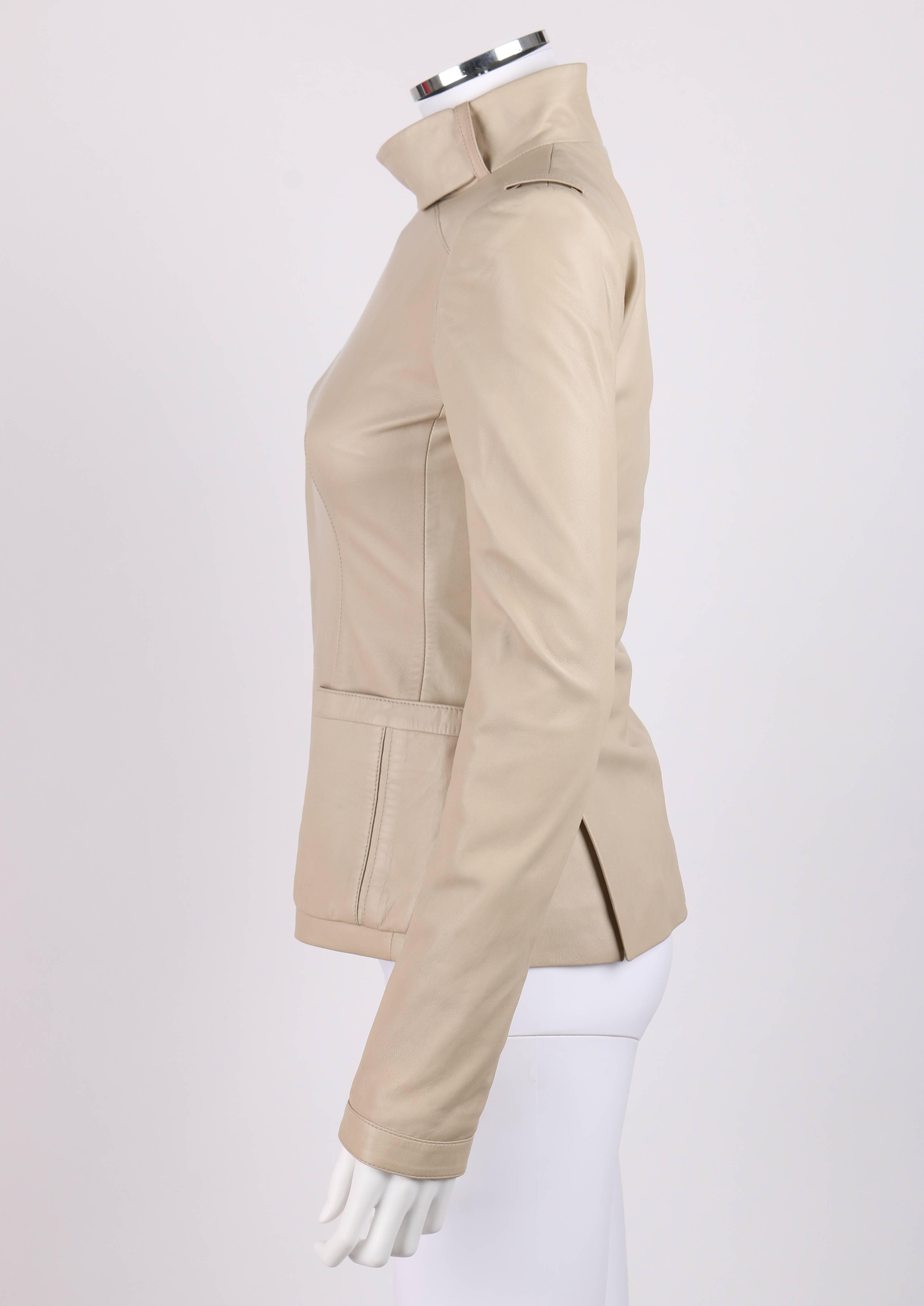 BALENCIAGA Pre-Fall 2010 Beige Lambskin Leather Asymmetrical Closure Jacket  In Good Condition For Sale In Thiensville, WI