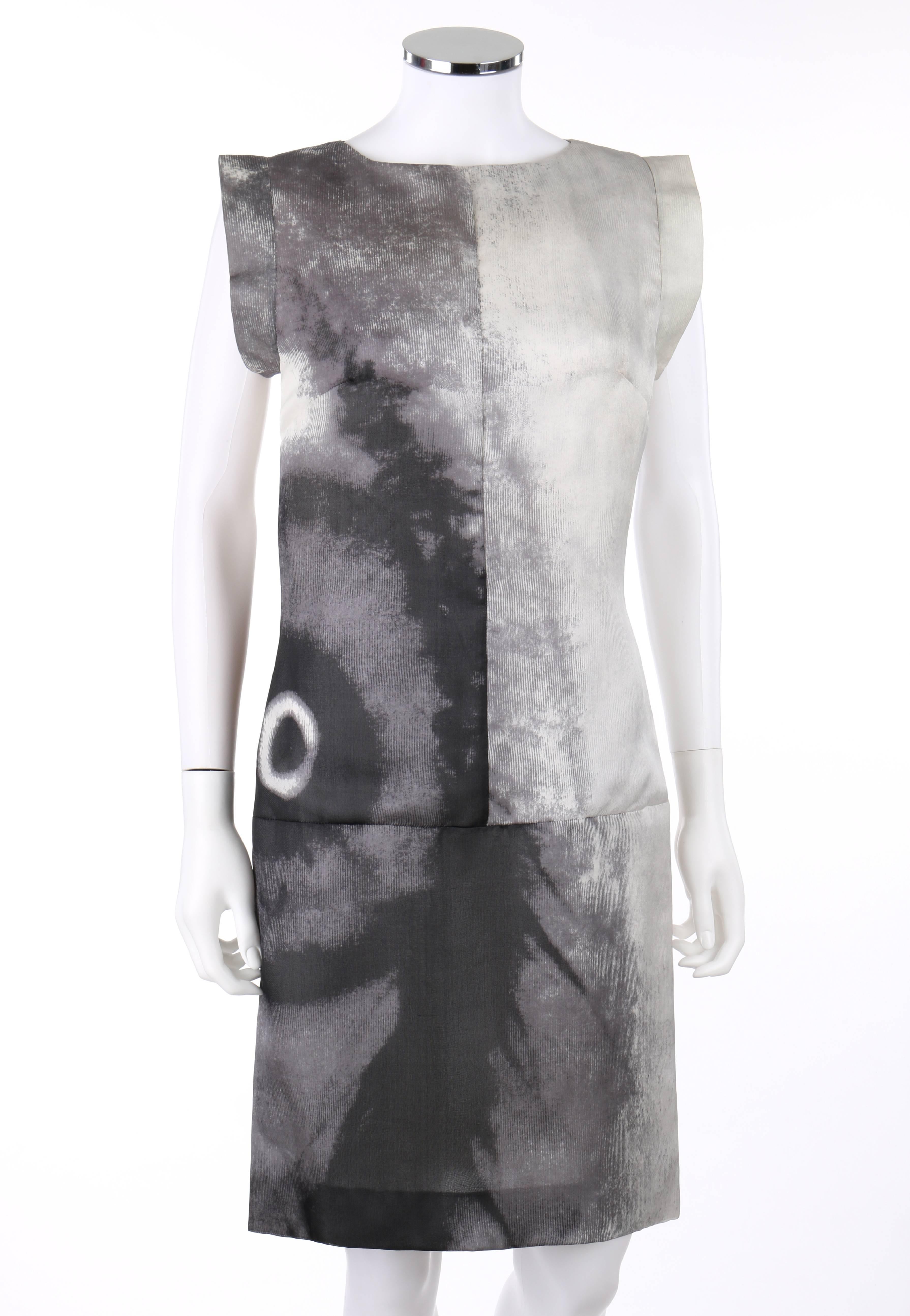 Givenchy Couture S/S 1999 Robe noire et blanche à imprimé abstrait 