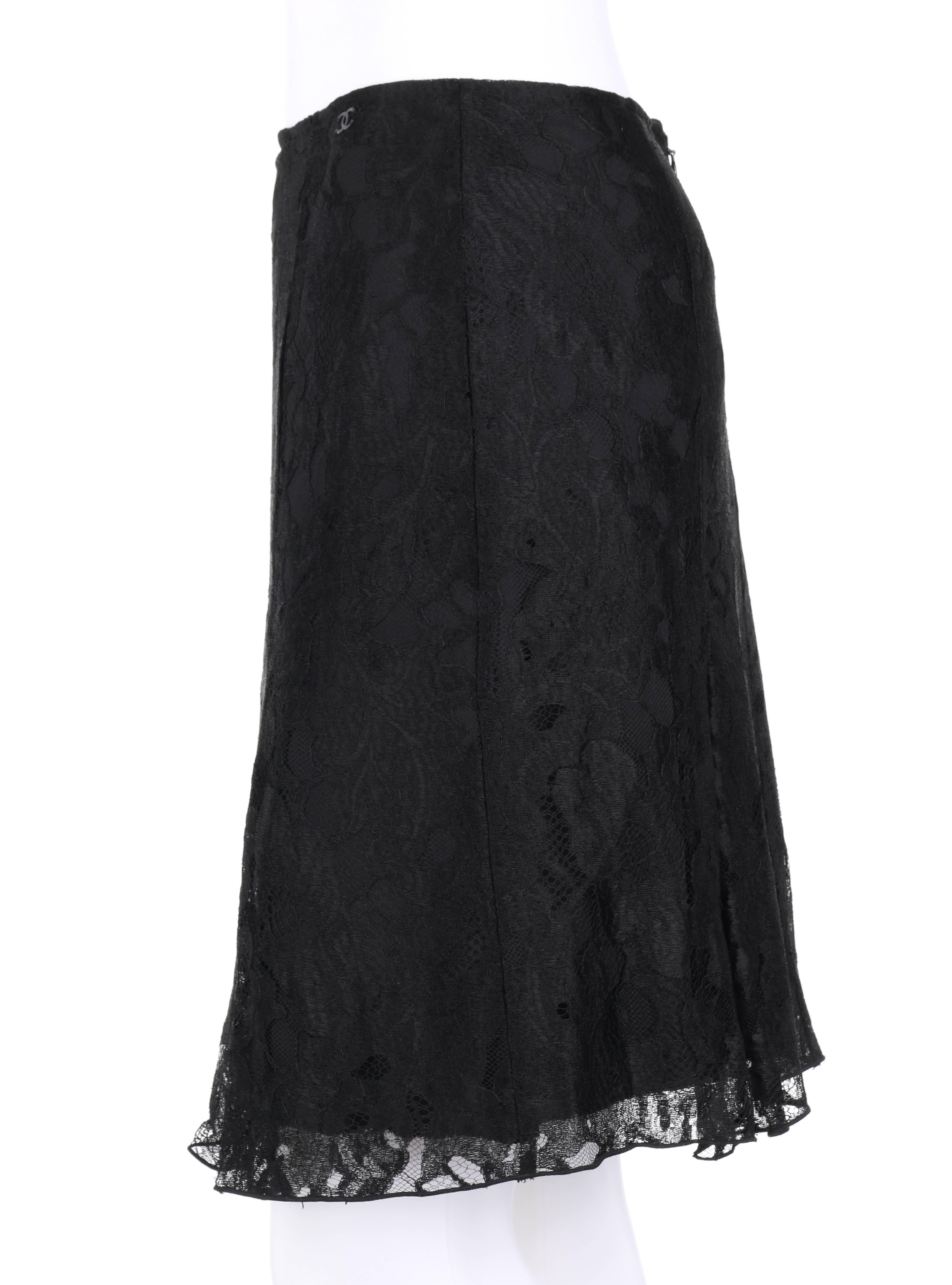 CHANEL A/W 2006 Black Floral Lace Box Pleated Skirt  1