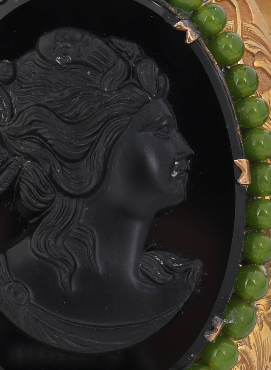 VICTORIAN REVIVAL c.1930's Black Glass Cameo Bronze Floral Carved Link Bracelet 5