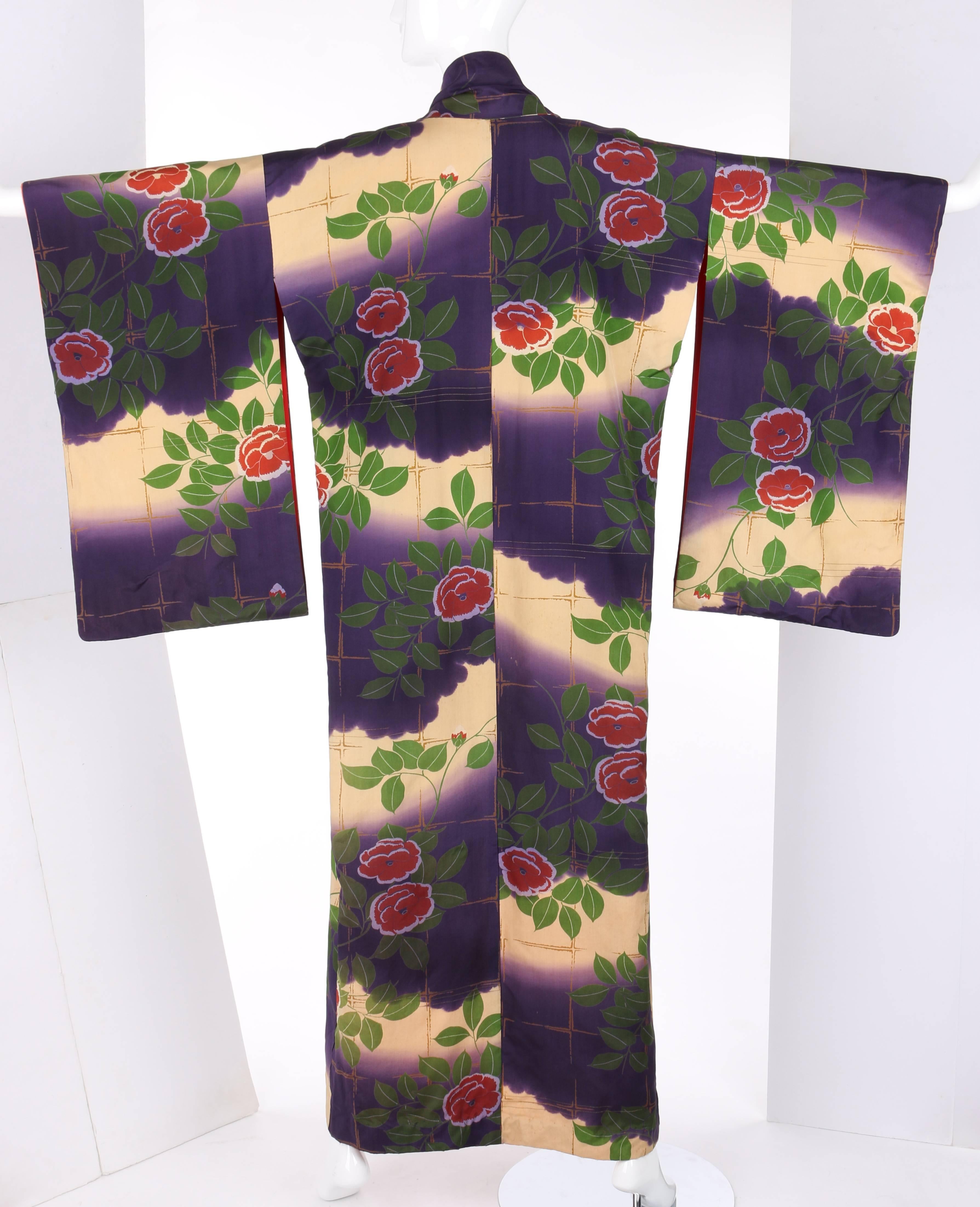 Couture c.1920's Multicolor Floral Print Silk Kimono In Good Condition In Thiensville, WI