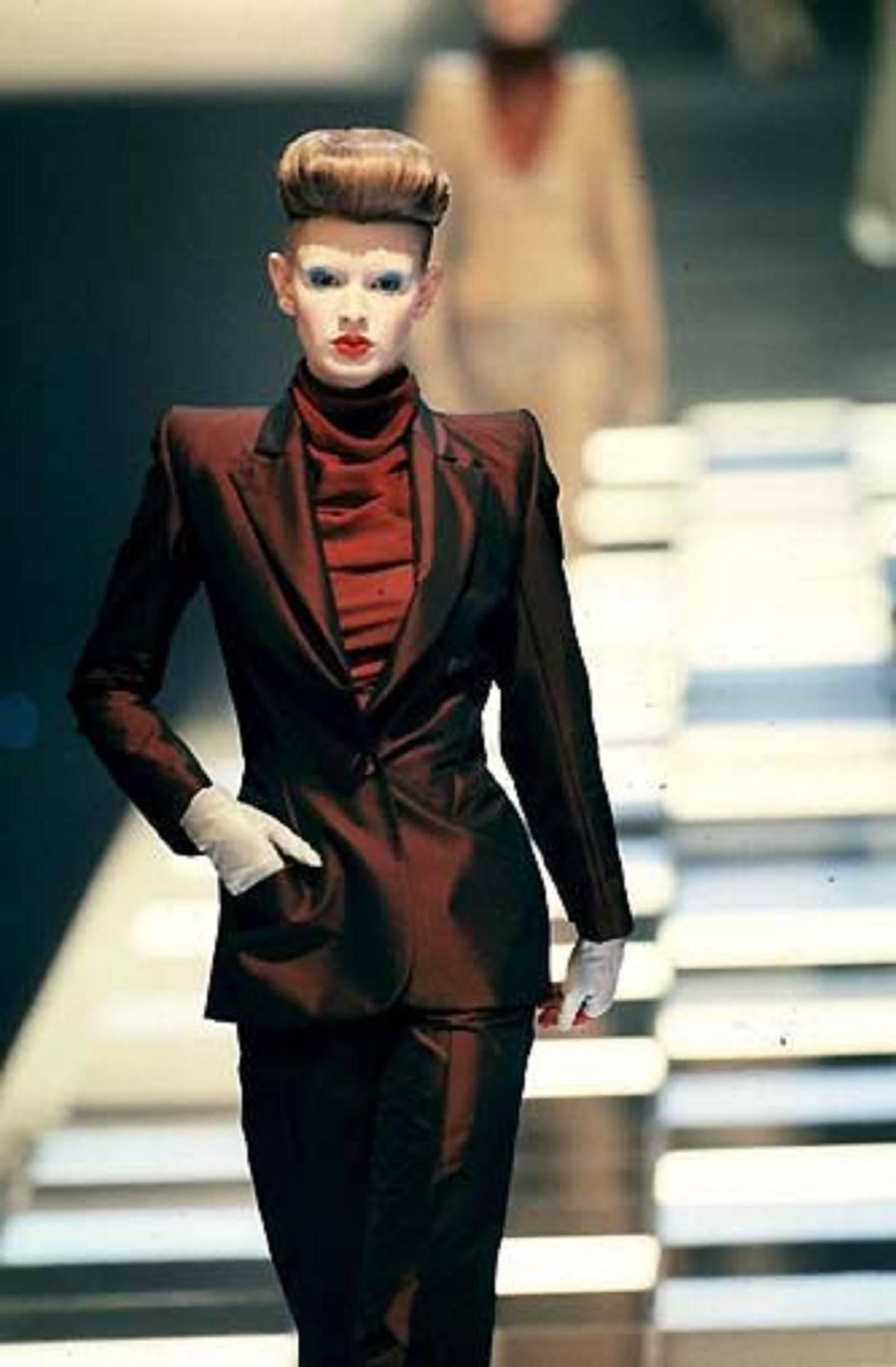 GIVENCHY Couture S/S 1998 ALEXANDER McQUEEN 3 Piece Suit Jacket Skirt Pant Set 3
