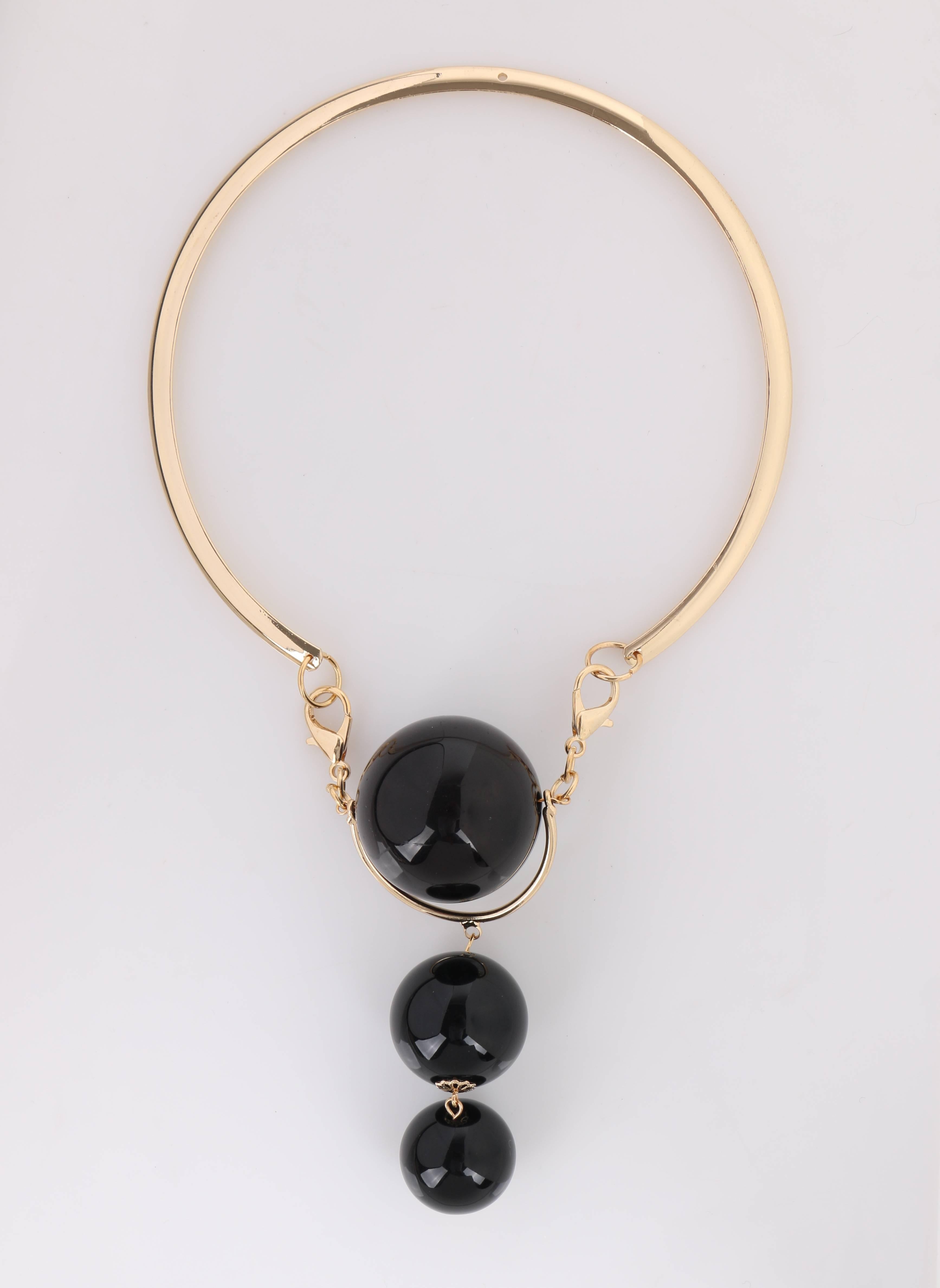 VERSACE c.1980's UGO CORREANI Gold & Black Modernist Sphere Pendant Choker NOS In Good Condition In Thiensville, WI