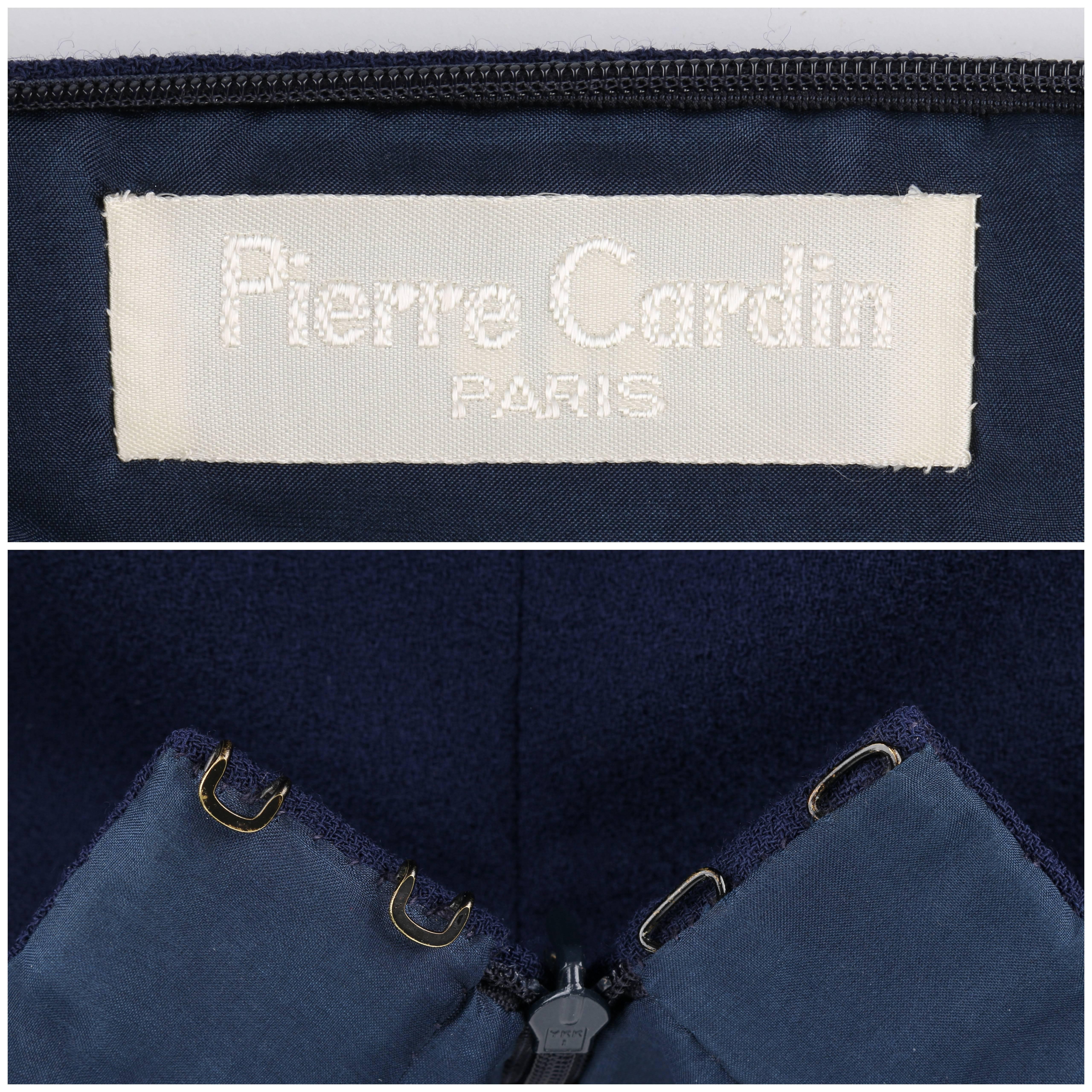 PIERRE CARDIN Haute Couture c.1990's Navy Blue Wool Pencil Skirt In Excellent Condition For Sale In Thiensville, WI