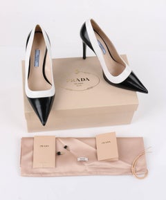 PRADA c.2013 "Spazzolato Bicolor" Black & White Leather Pointed Toe Pumps
