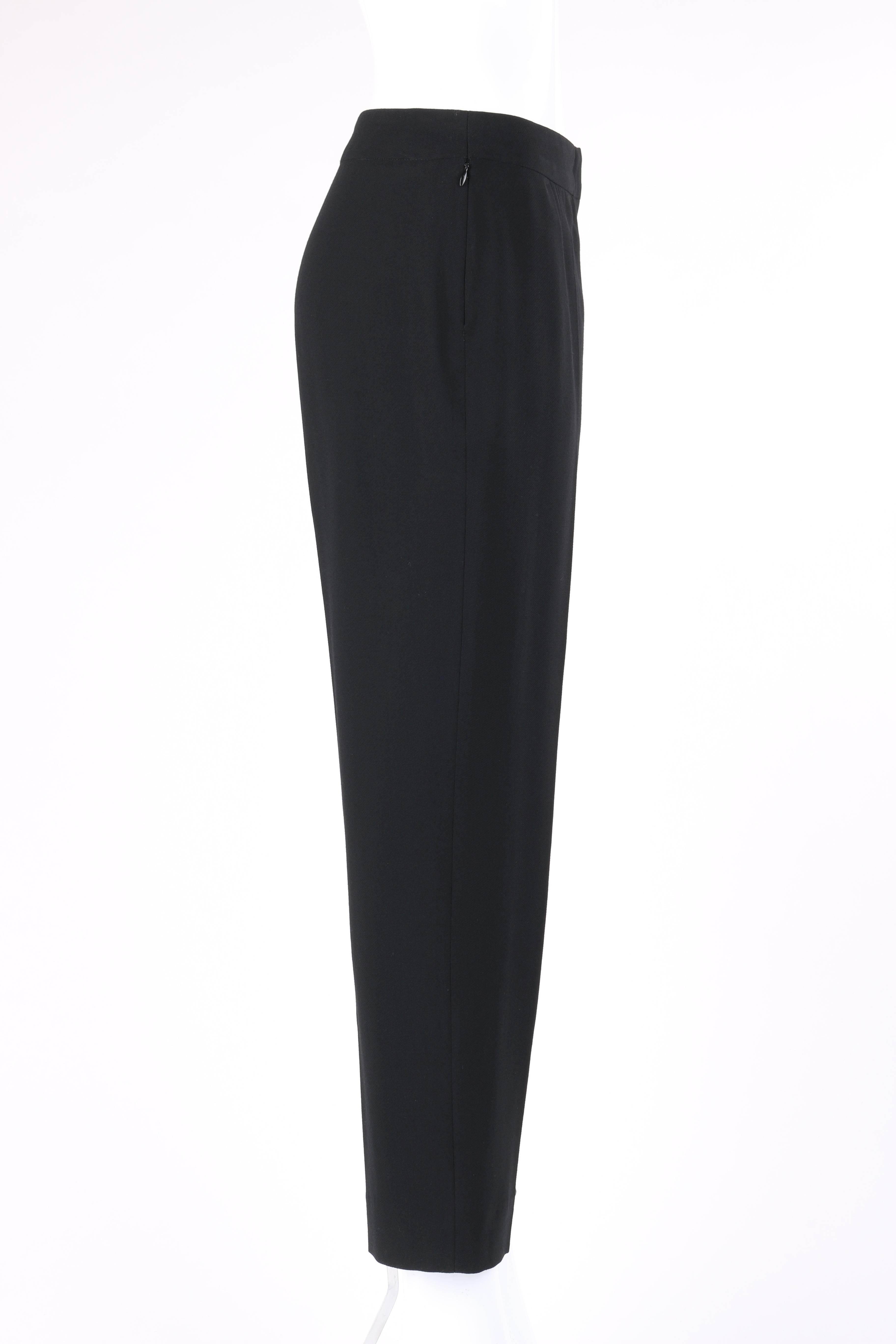 CHANEL S/S 2003 Classic Black Wool Slim Cut Cropped Pants Trousers In Good Condition In Thiensville, WI