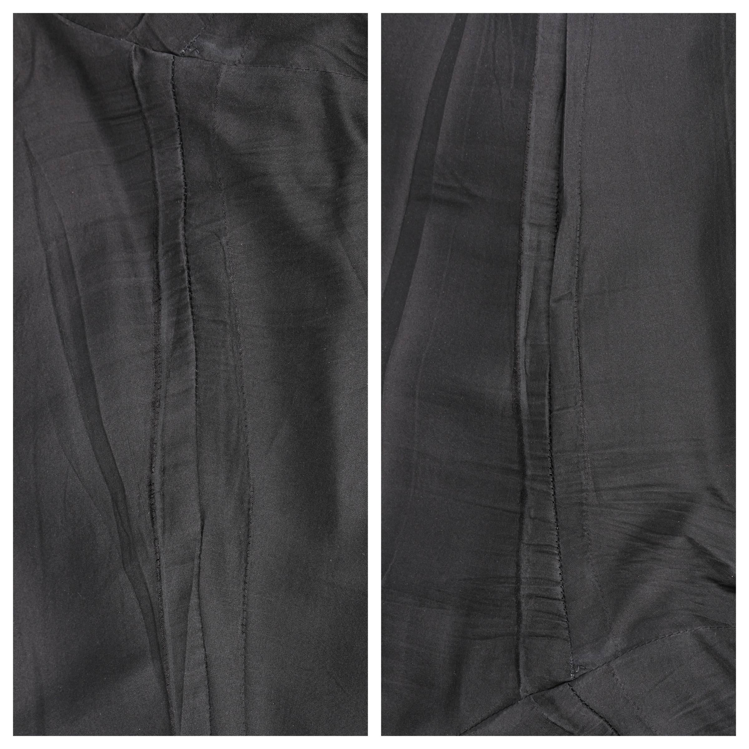 CHANEL S/S 2003 Classic Black Wool Slim Cut Cropped Pants Trousers 4