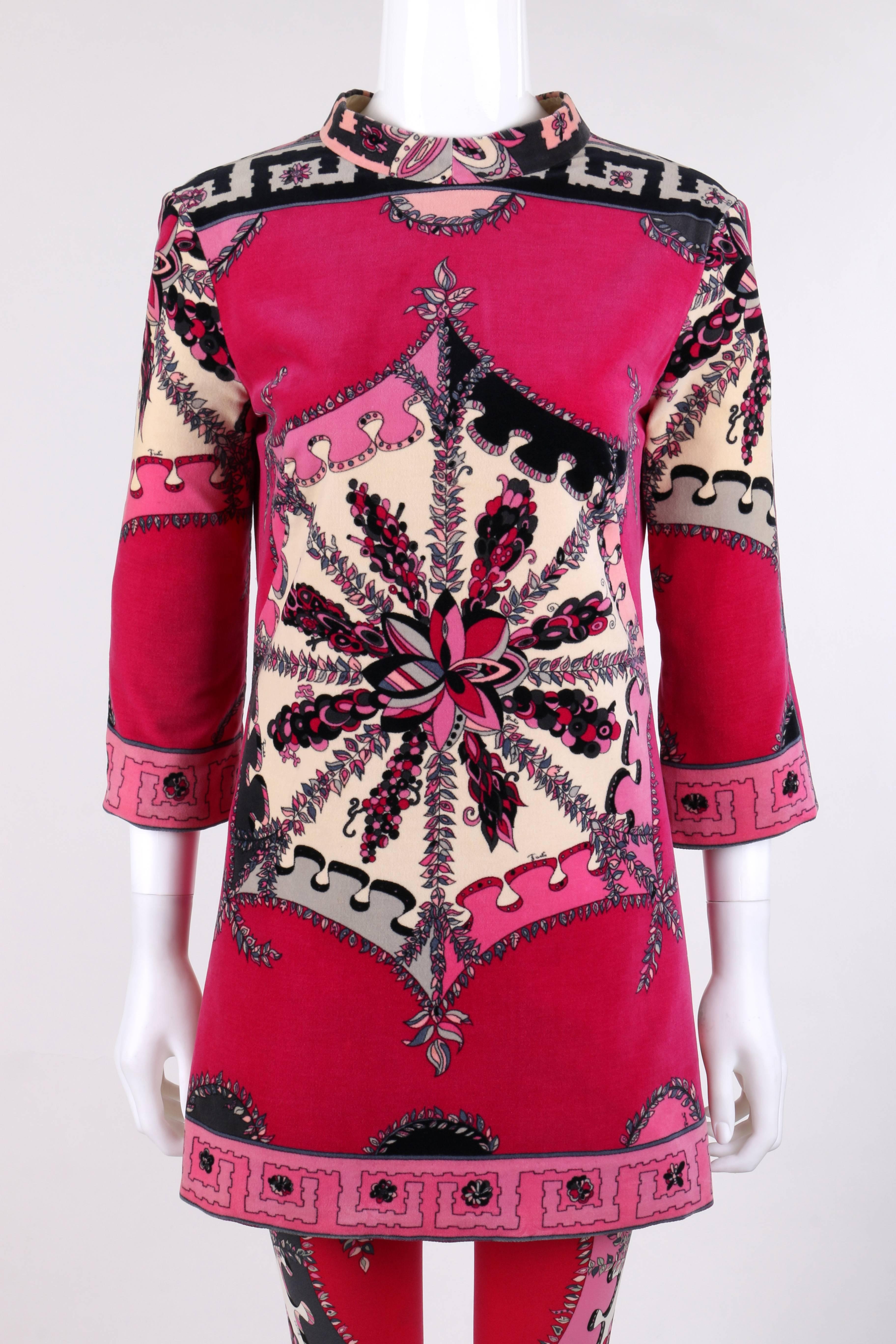 Vintage Emilio Pucci c.1969 two piece fuchsia floral op art signature print velvet tunic dress and tights set. Cotton velvet signature floral op art print tunic dress in shades of fuchsia pink, gray, cream, and black. Mandarin collar with slight v