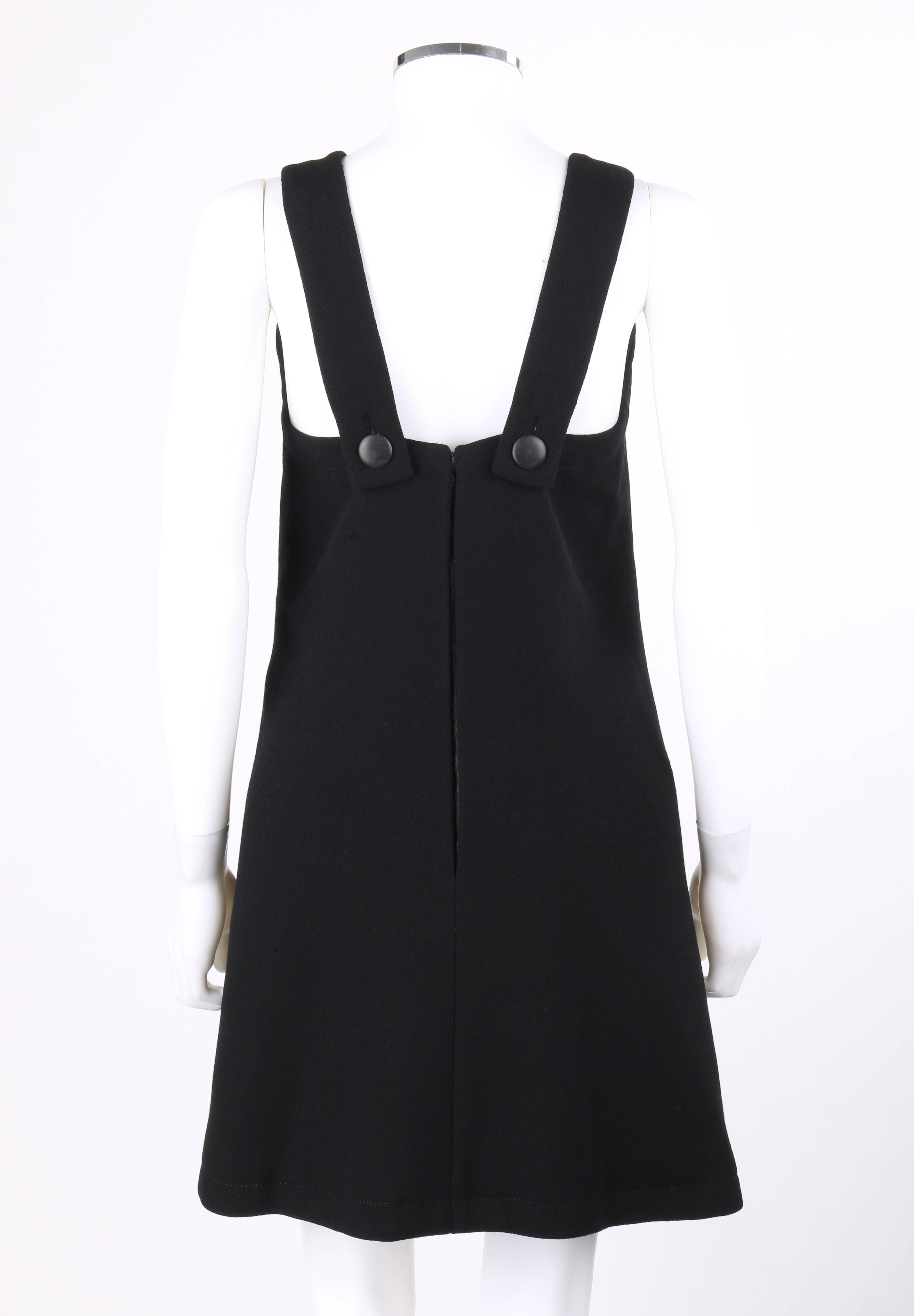 Jean Patou, Alta Moda anni '60 circa, vestito in lana nera con scollo a V e numerato In condizioni ottime in vendita a Thiensville, WI