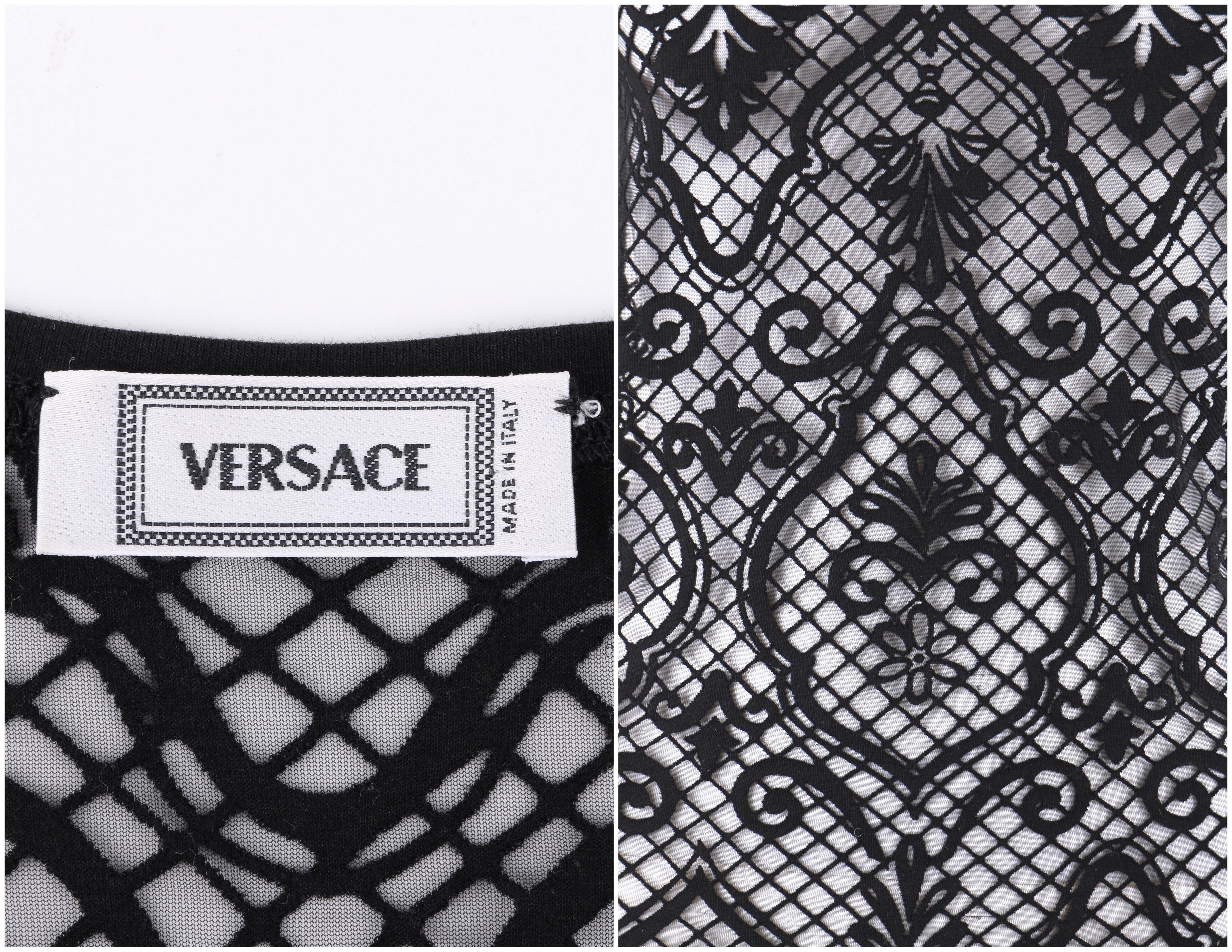 VERSACE S/S 2005 Schwarzes Barock Mesh Knit Scoop Neck Tee Shirt im Angebot 2