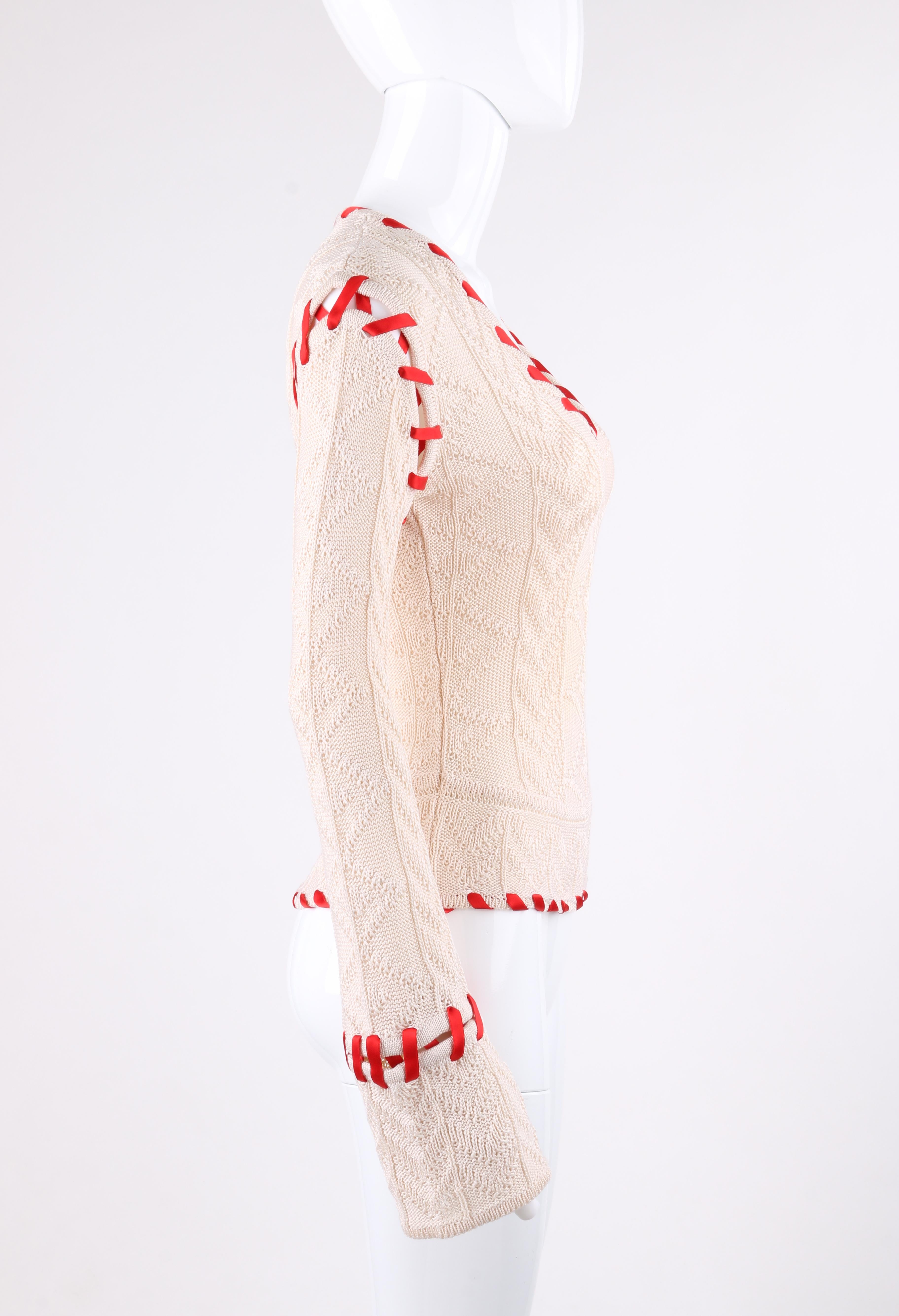 Beige ALEXANDER McQUEEN Pull en tricot crème surpiqué de rubans « The Overlook  », A/H 1999 en vente