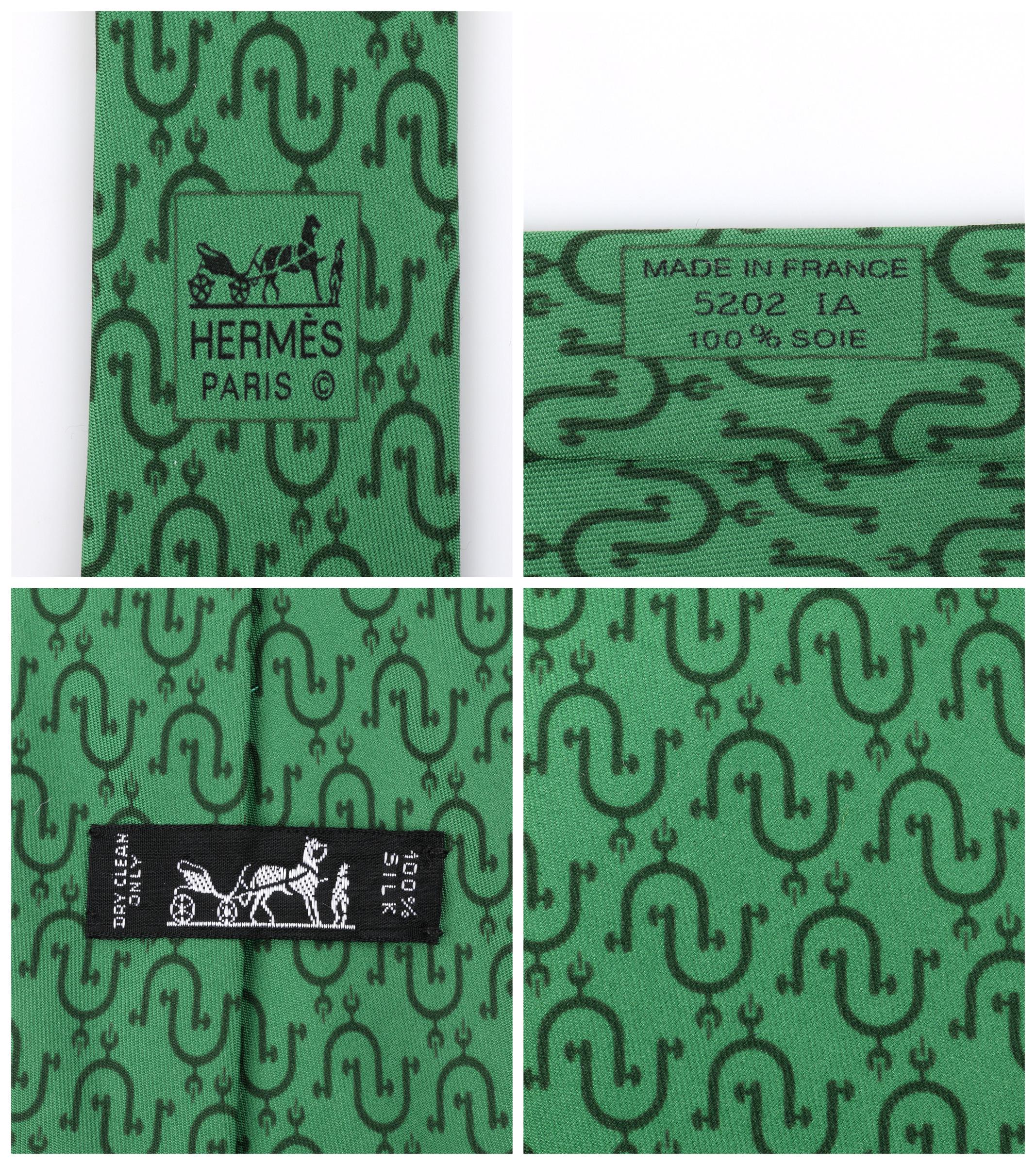 Men's HERMES Kelly Green Equestrian Stirrup Print 5 Fold Silk Necktie Tie 5202 IA