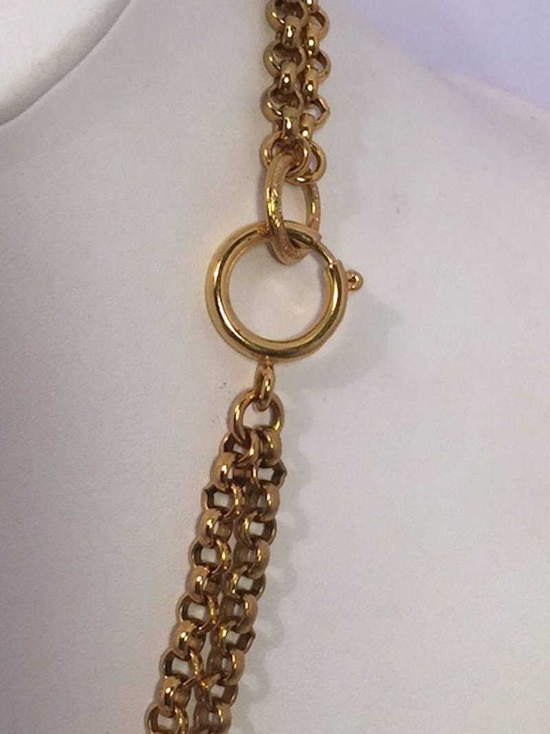 Women's Chanel Gold Pendant Necklace