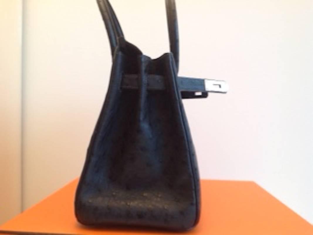 Hermes 30 cm Birkin Bag in Midnight Blue Ostrich Leather For Sale at ...