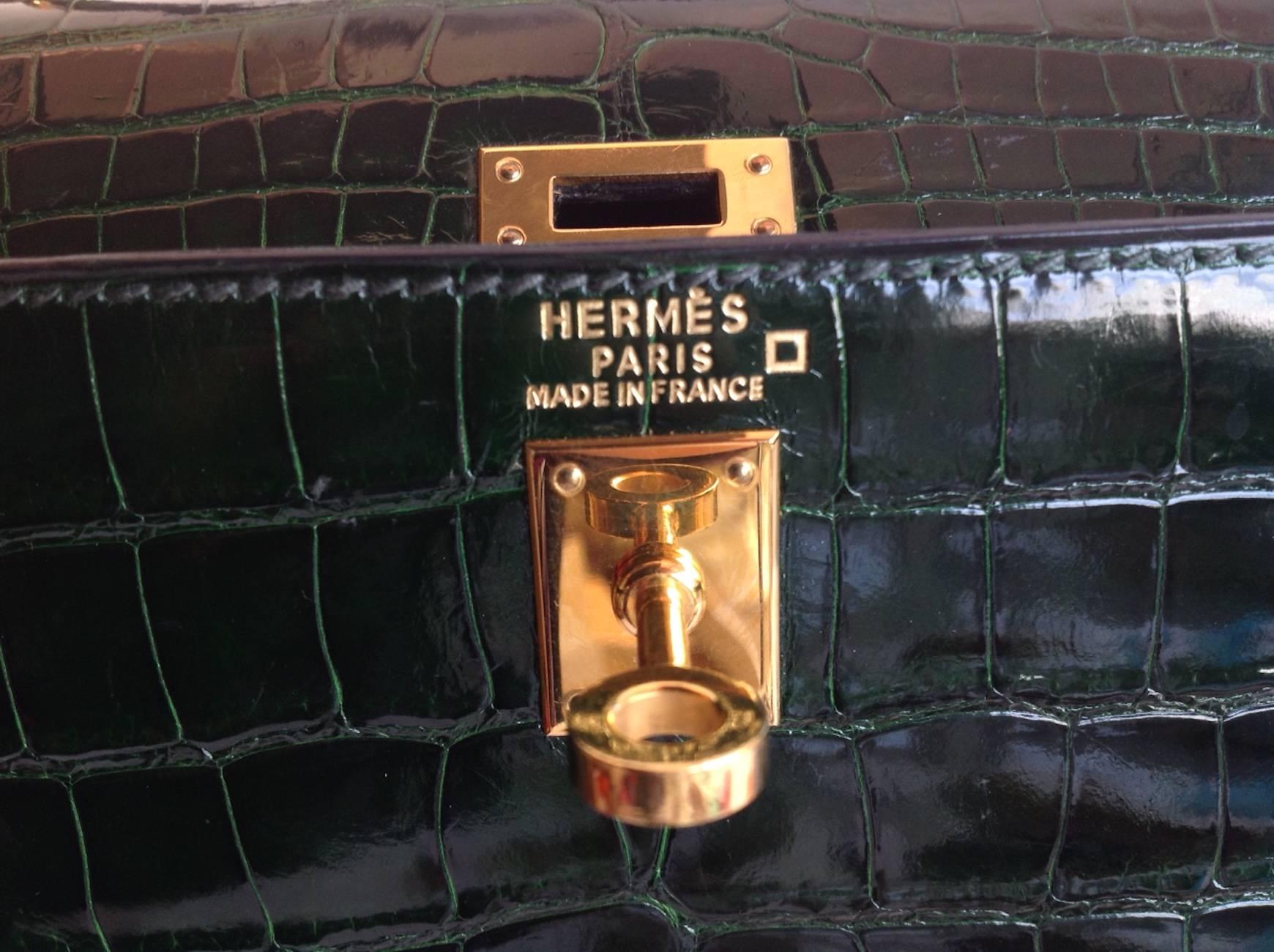 Women's Hermes 25 cm Shiny Vert Fonce Alligator Sellier Kelly Bag