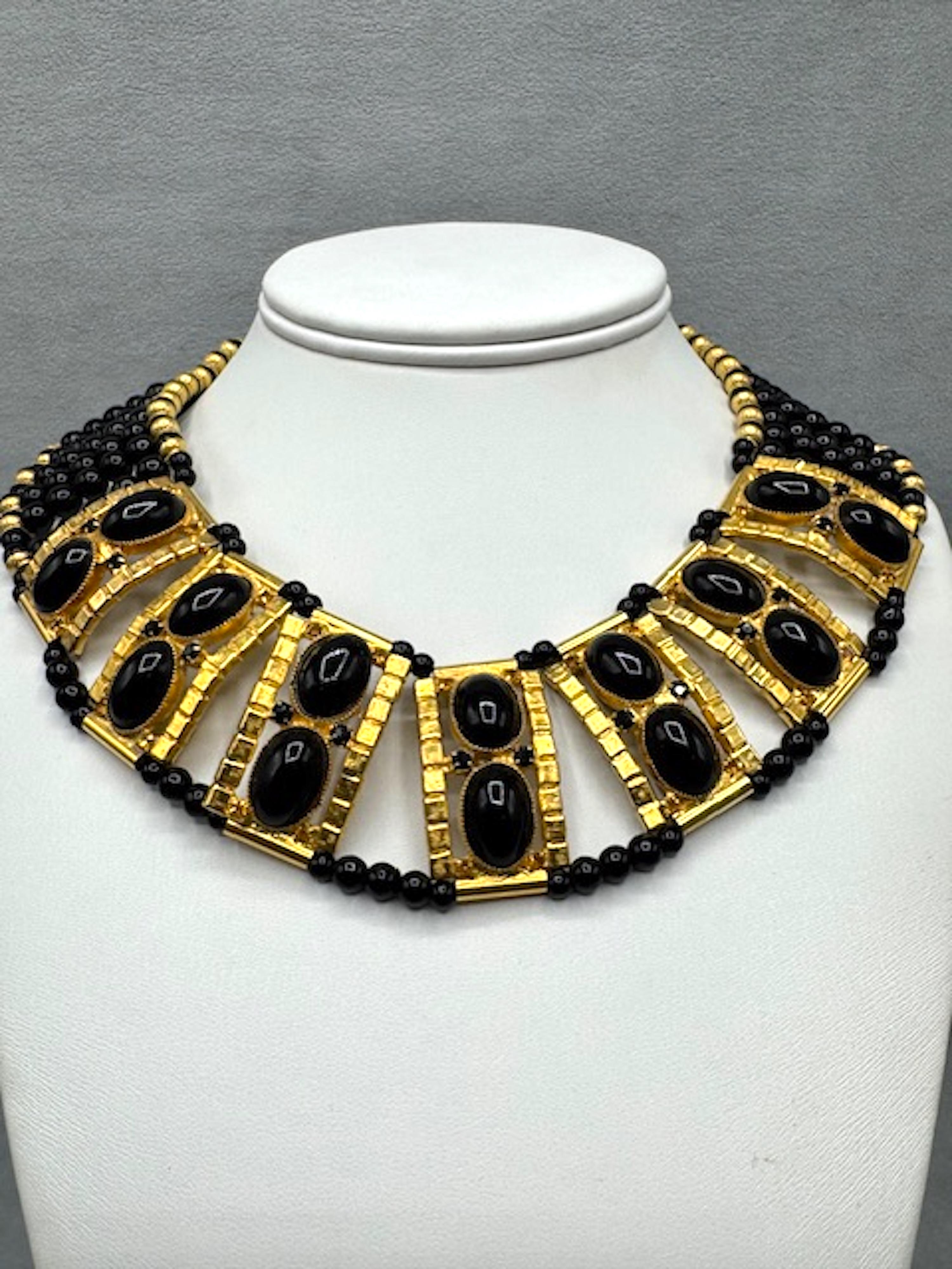 Collana con collare / girocollo egiziano di William Delillo degli anni '70 in vendita 9