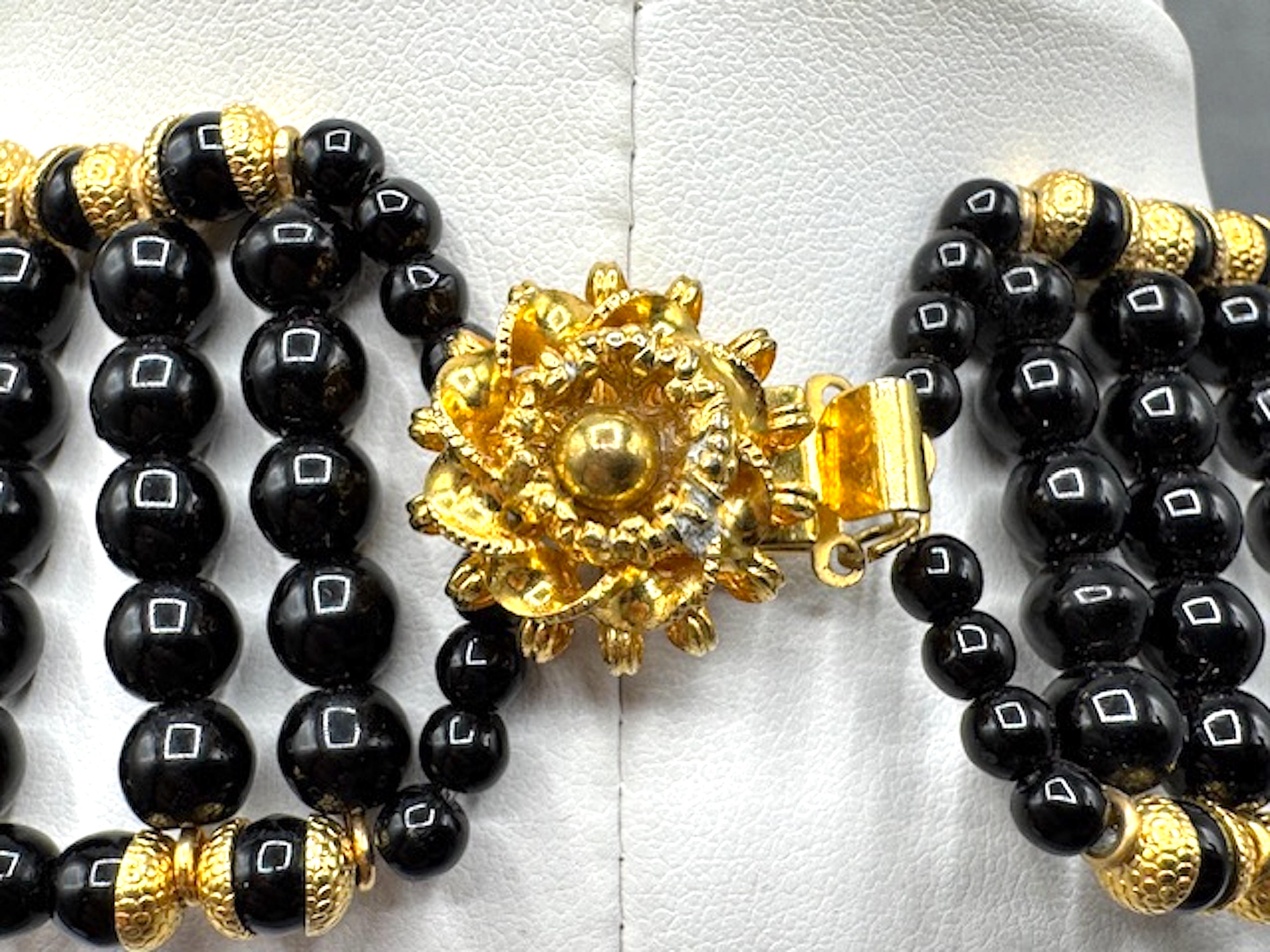 Collana con collare / girocollo egiziano di William Delillo degli anni '70 in vendita 6