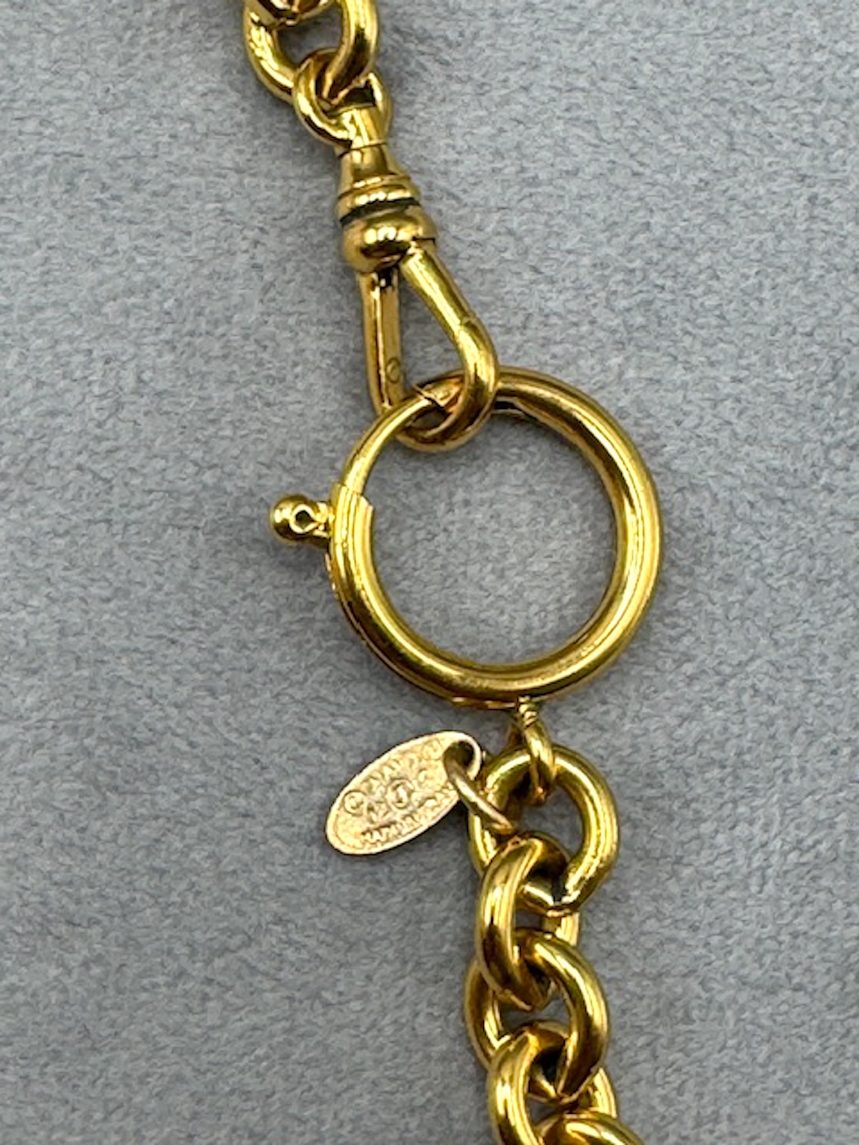 Chanel Collar Colgante Lupa Primavera 2002 en venta 4