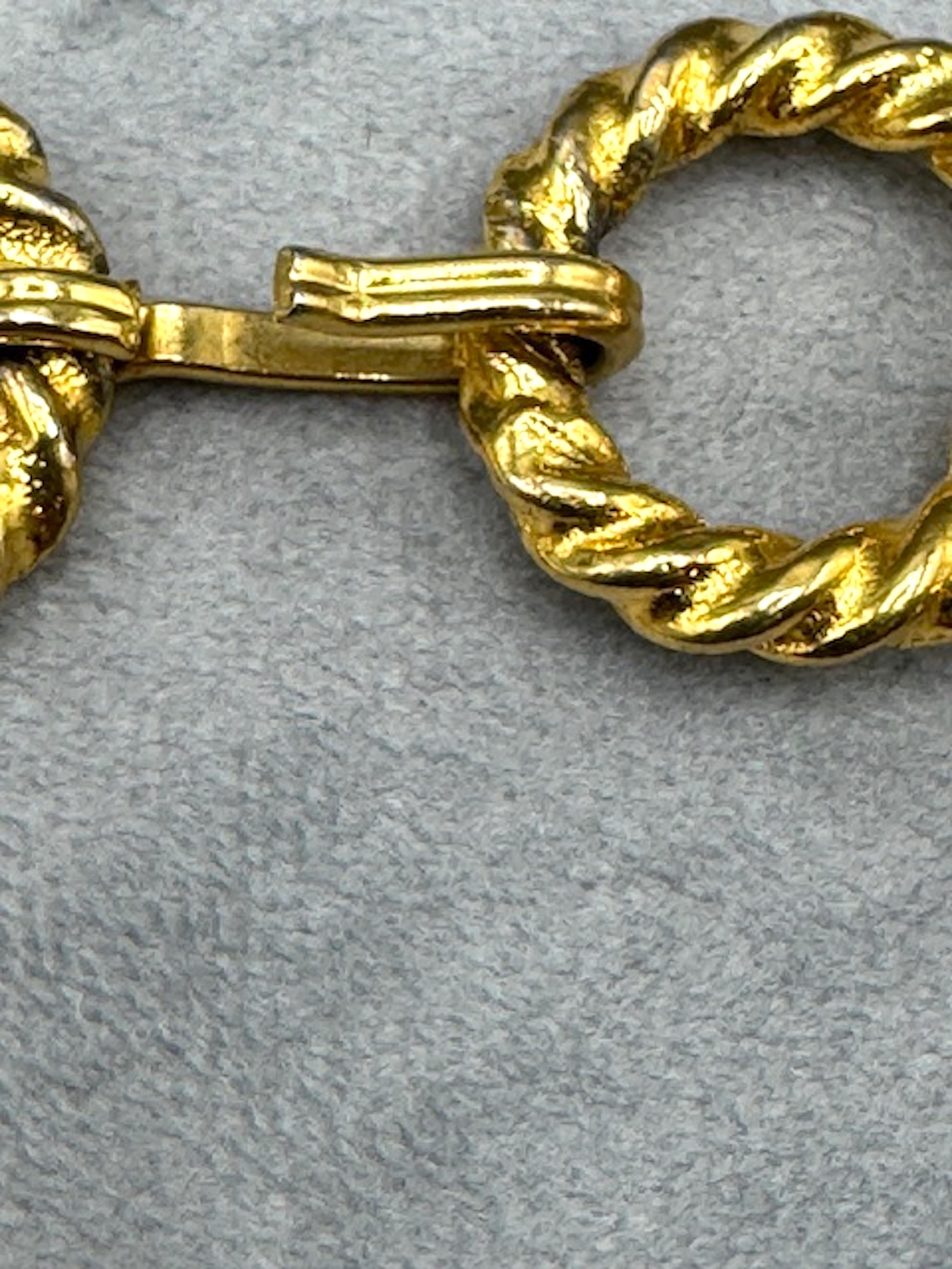 Collana con ciondolo a forma di rana in oro Mimi di Niscemi 1971 in vendita 3