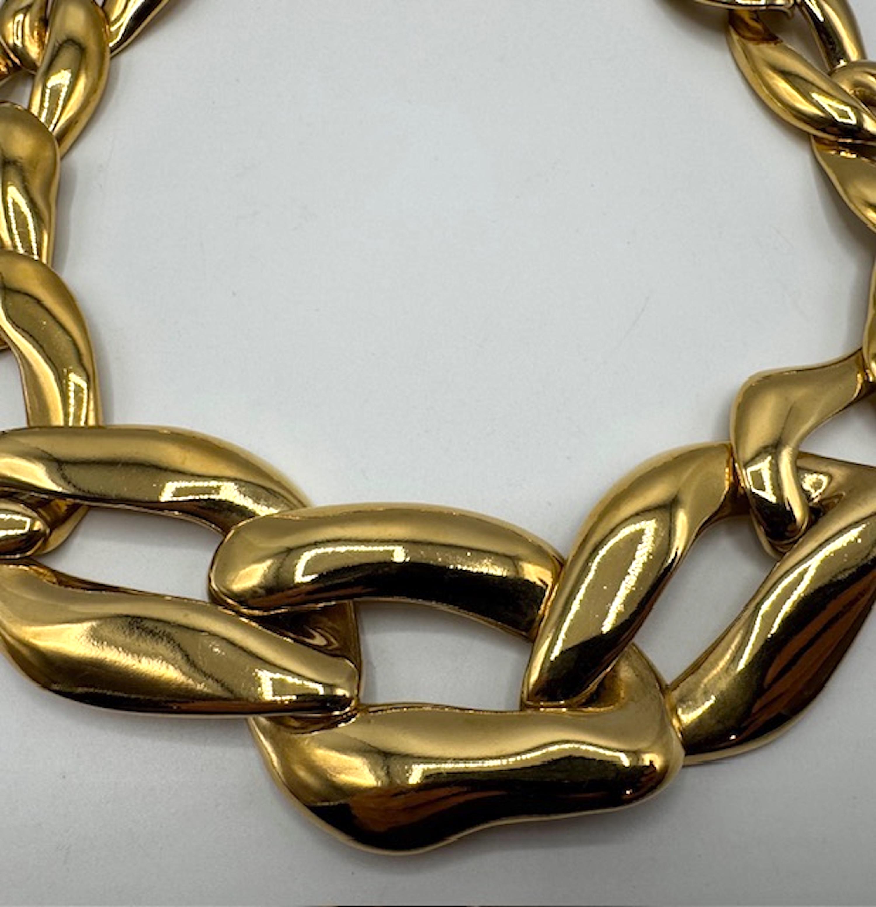 Women's Yves Saint Laurent 1980s Limited Edition Gold Large Link Necklace For Sale