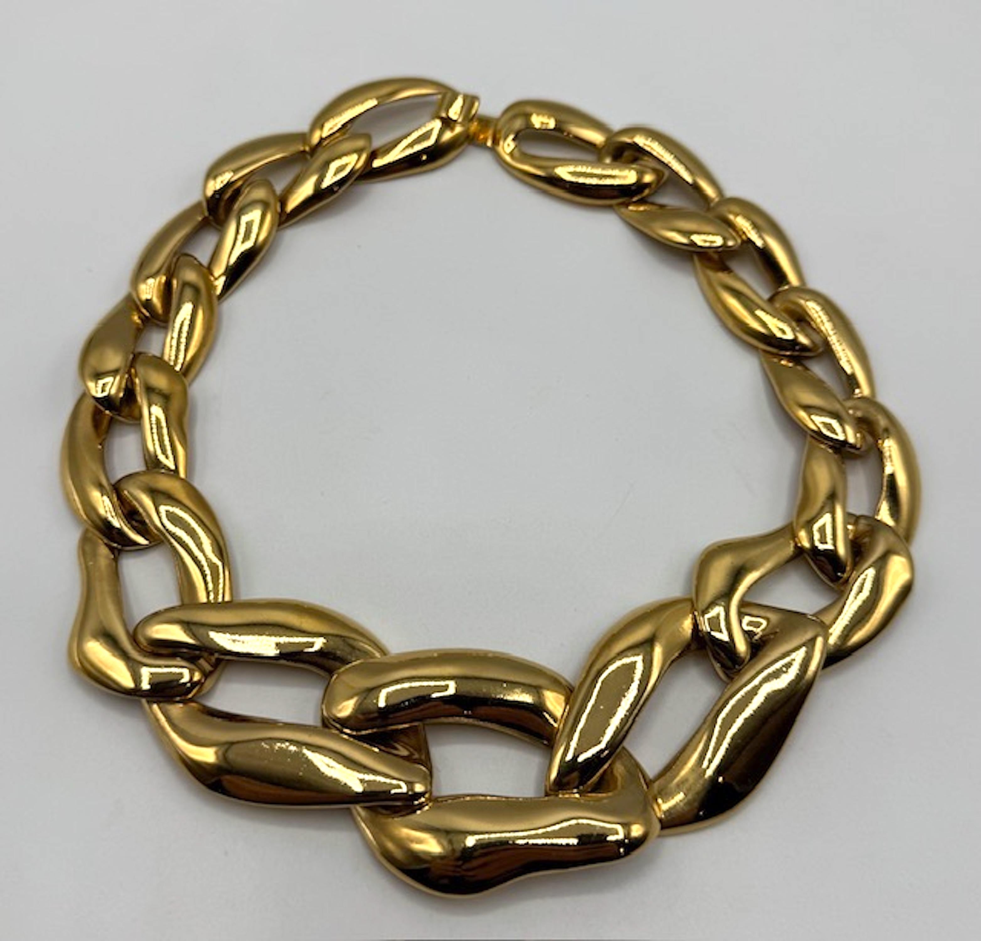 Yves Saint Laurent 1980s Limited Edition Gold Large Link Necklace In Good Condition For Sale In New York, NY