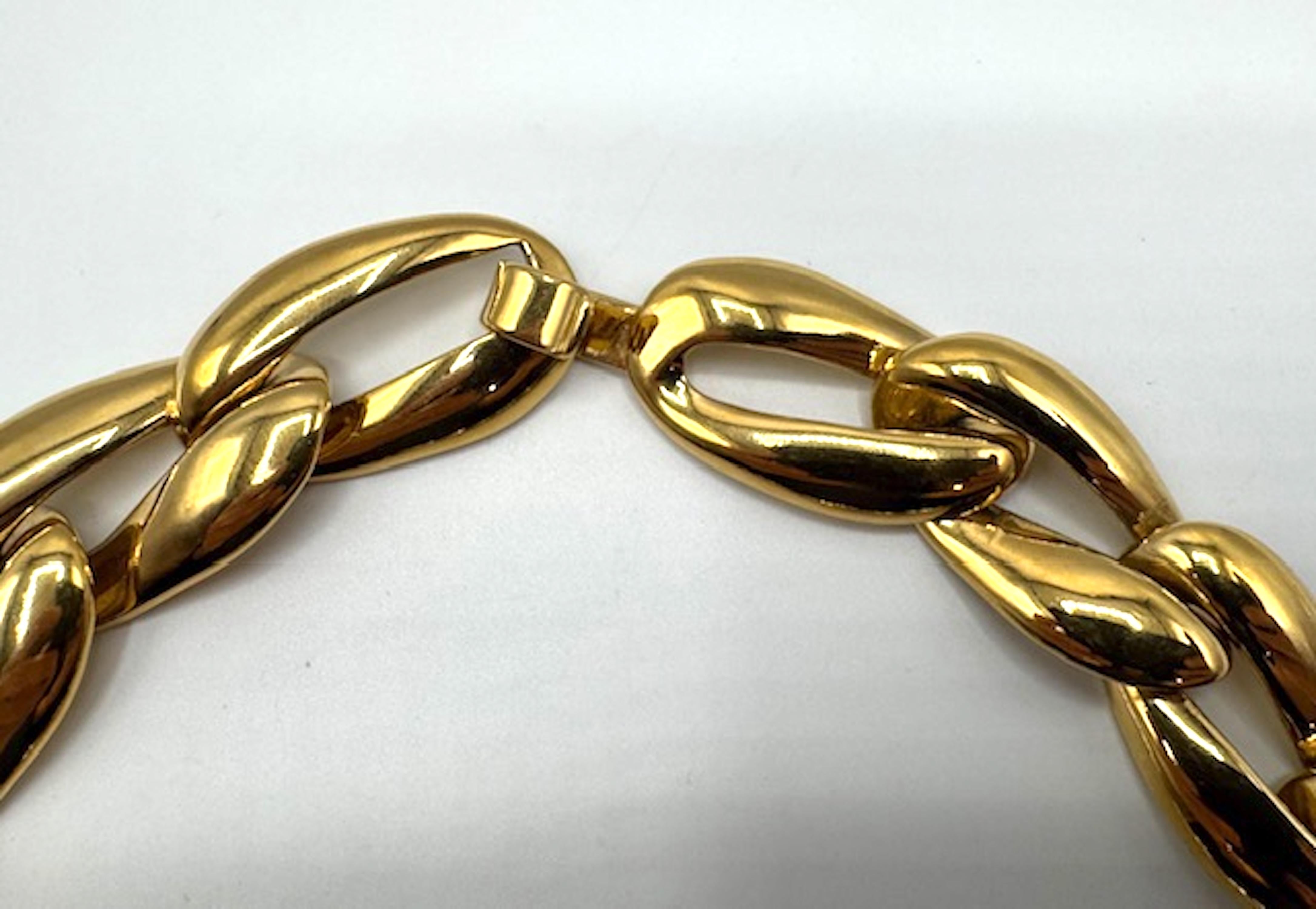 Yves Saint Laurent 1980s Limited Edition Gold Large Link Necklace For Sale 1