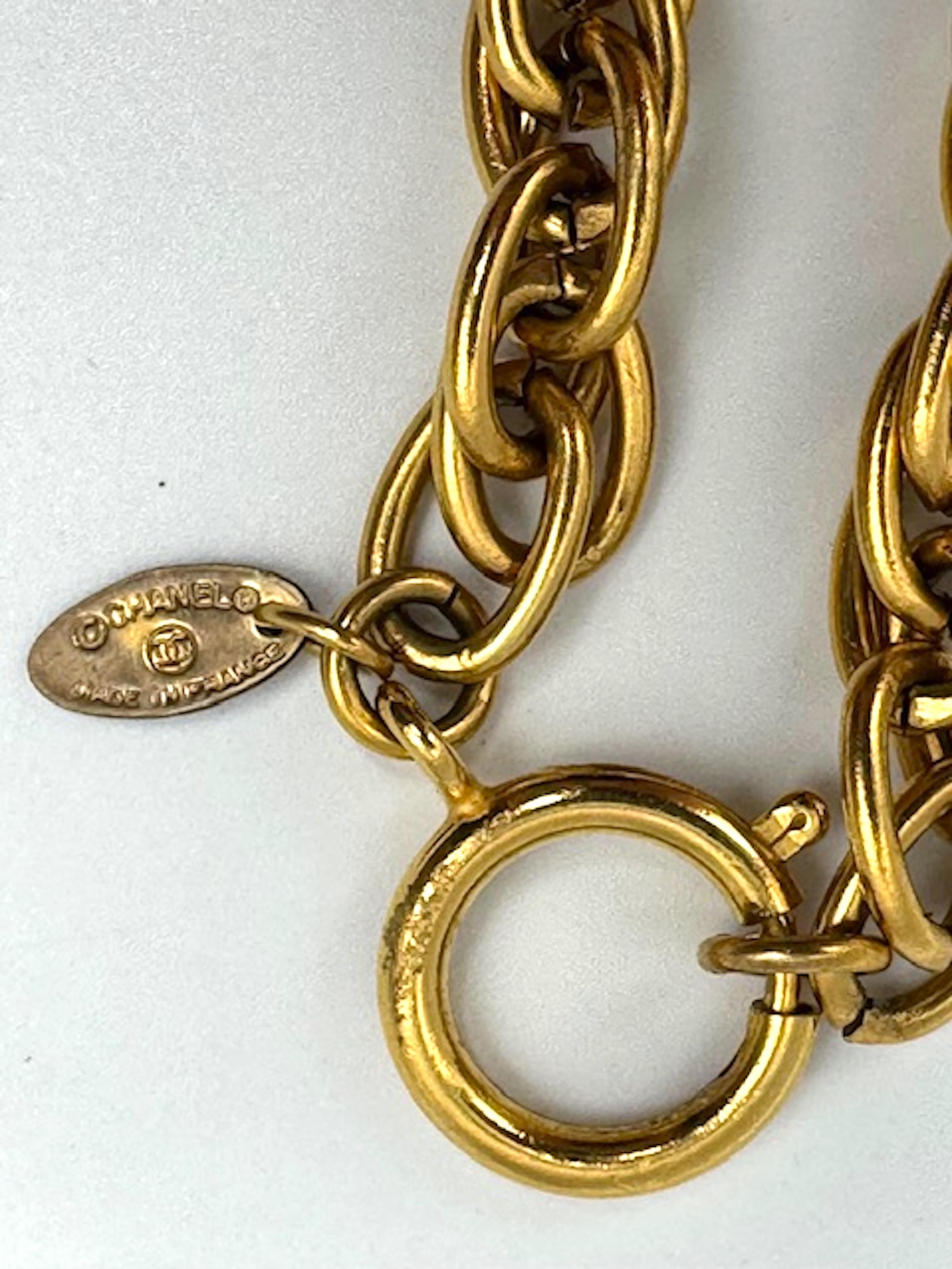 Collar Colgante Anillo Largo Oro Chanel Clásico Años 80 en venta 2
