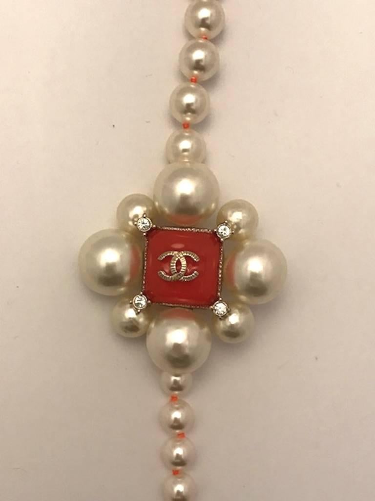Chanel 43 Inch Long 2014 Autumn Collection Pearl Necklace In New Condition In New York, NY