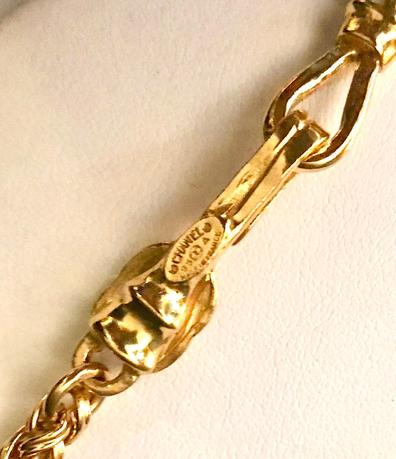 Chanel Pendant Necklace from the Autumn 1995 Collection In Excellent Condition In New York, NY
