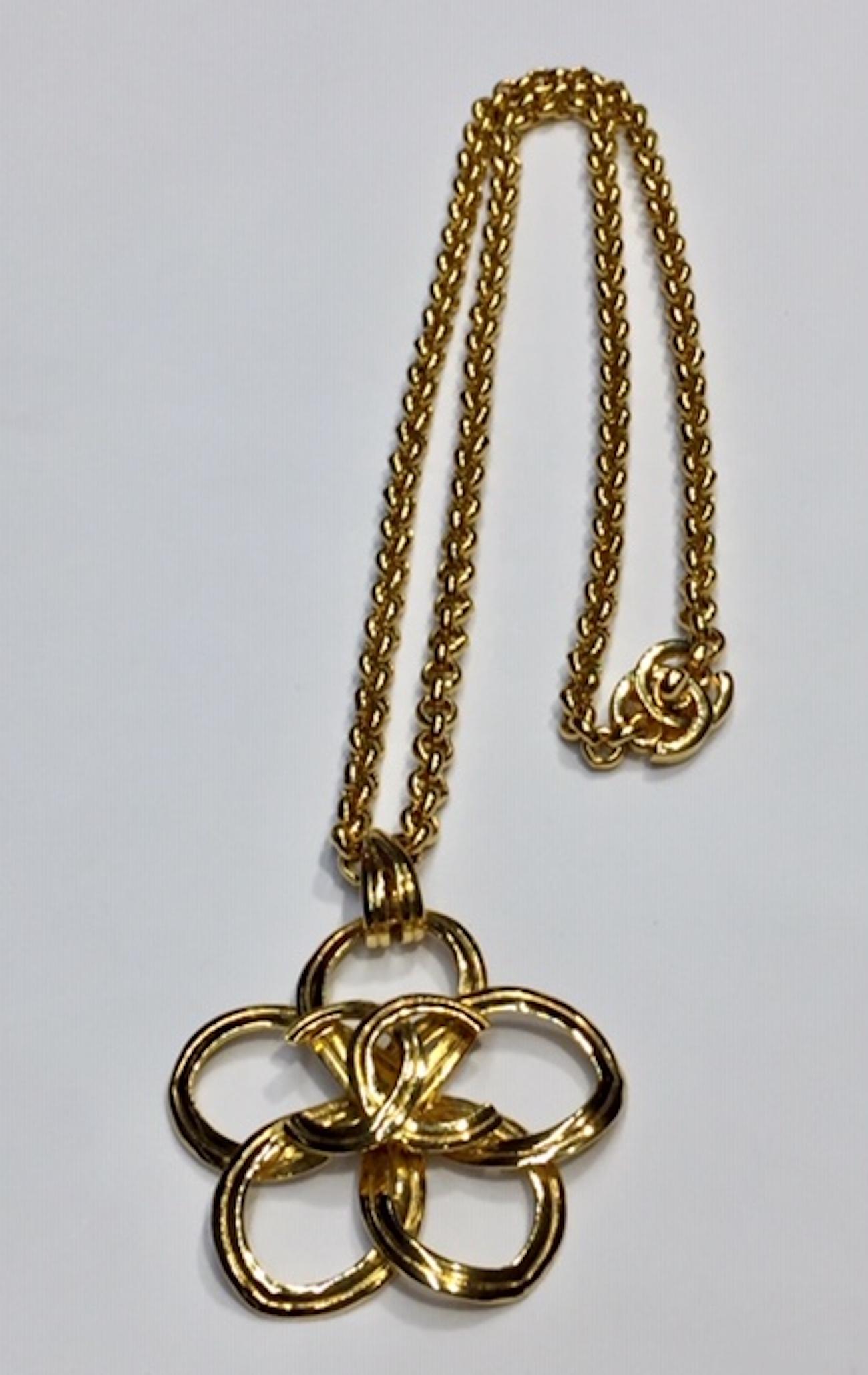 Chanel Flower Pendant Necklace, Spring 1996 Collection 4