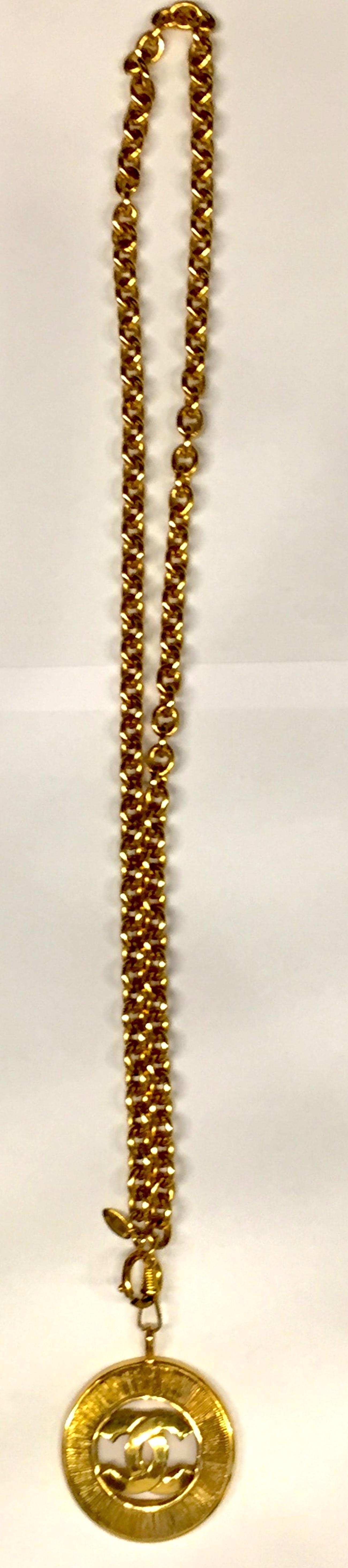 Women's Chanel 1980s Gold Large Pendant Necklace