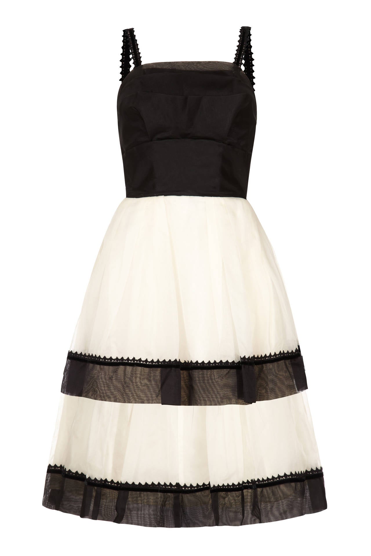 Beige 1950s Monochrome Dress With White Silk Organza Overcoat