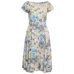 Robe en coton à fleurs des années 1950 avec taille tombante