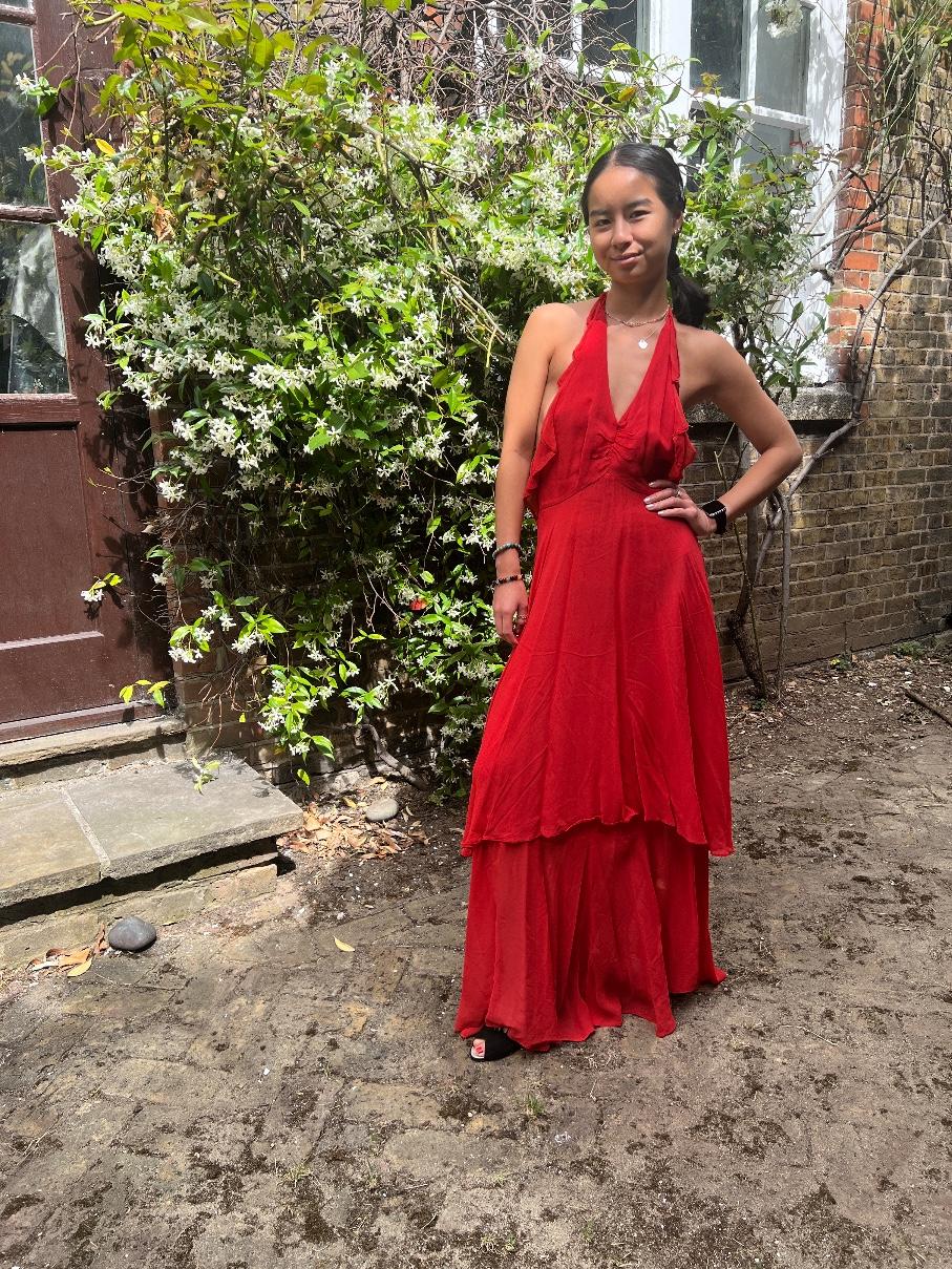 Robe à col bénitier rouge Benny Ong pour Mushroom Boutique des années 1970 en vente 2
