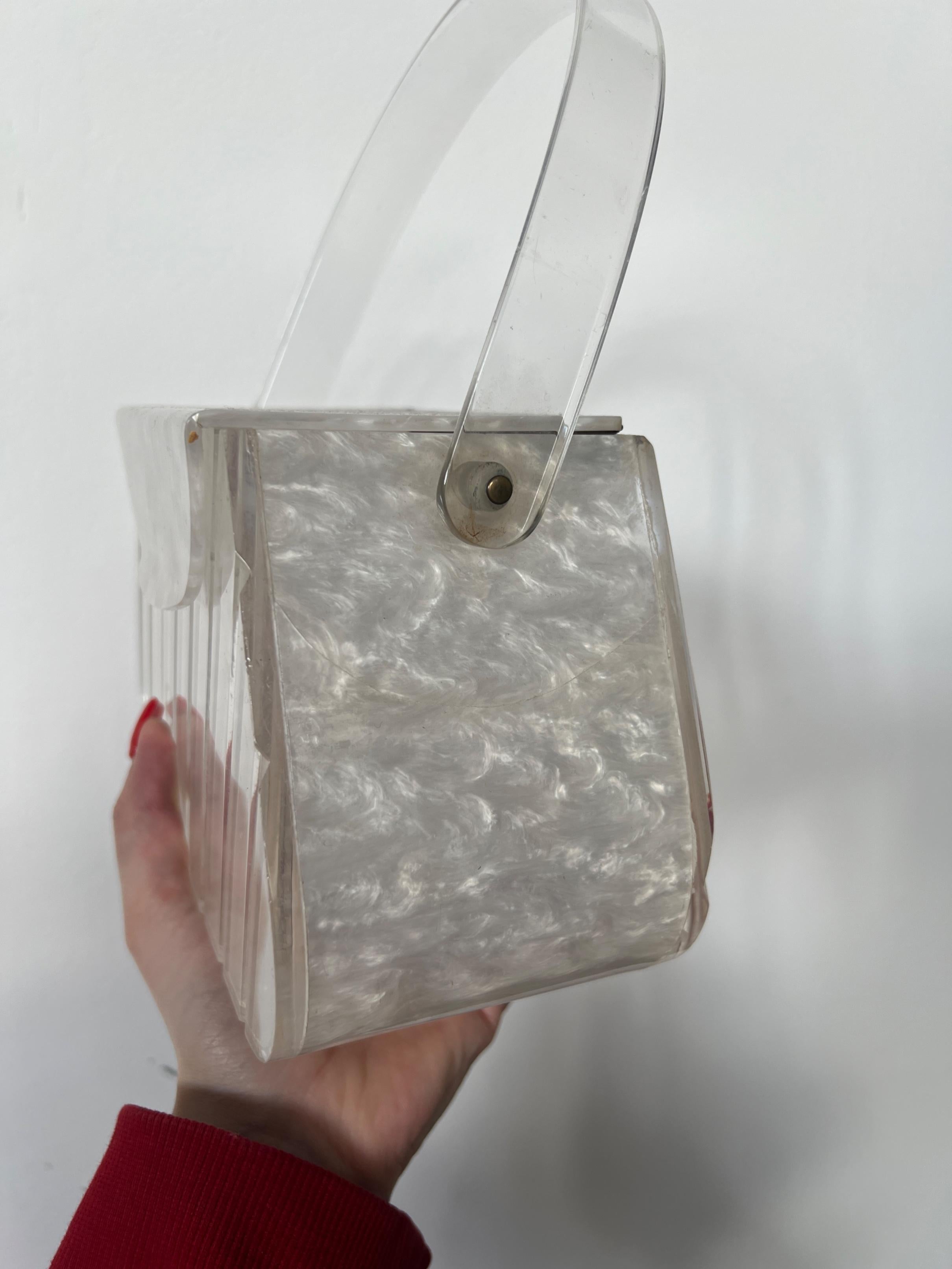 Women's 1950s Pearlescent Trapeze Clear Lucite Top Handle Bag For Sale