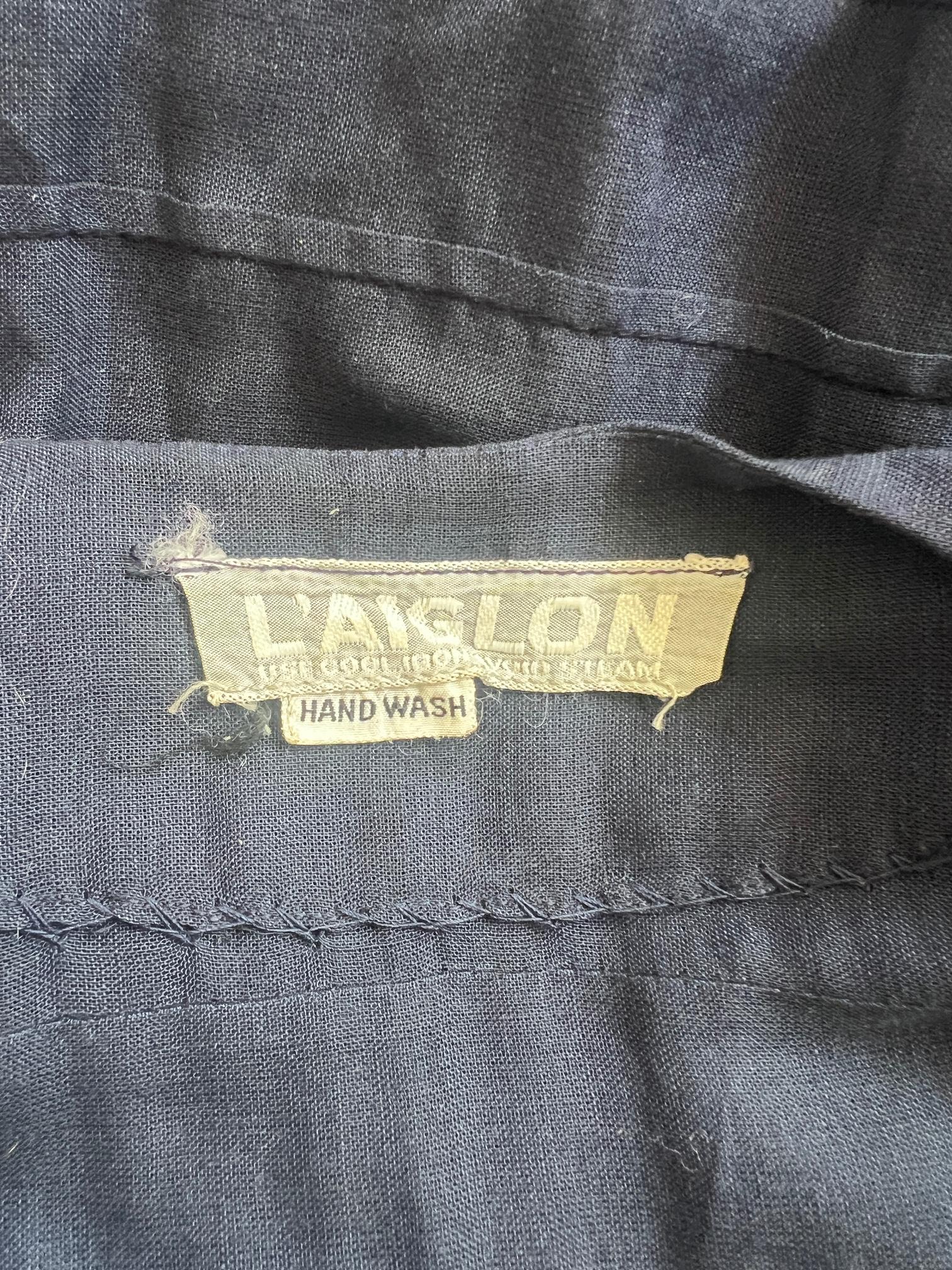 L'Aignon 1950 - Robe à manches courtes en coton marine avec plis Pour femmes en vente