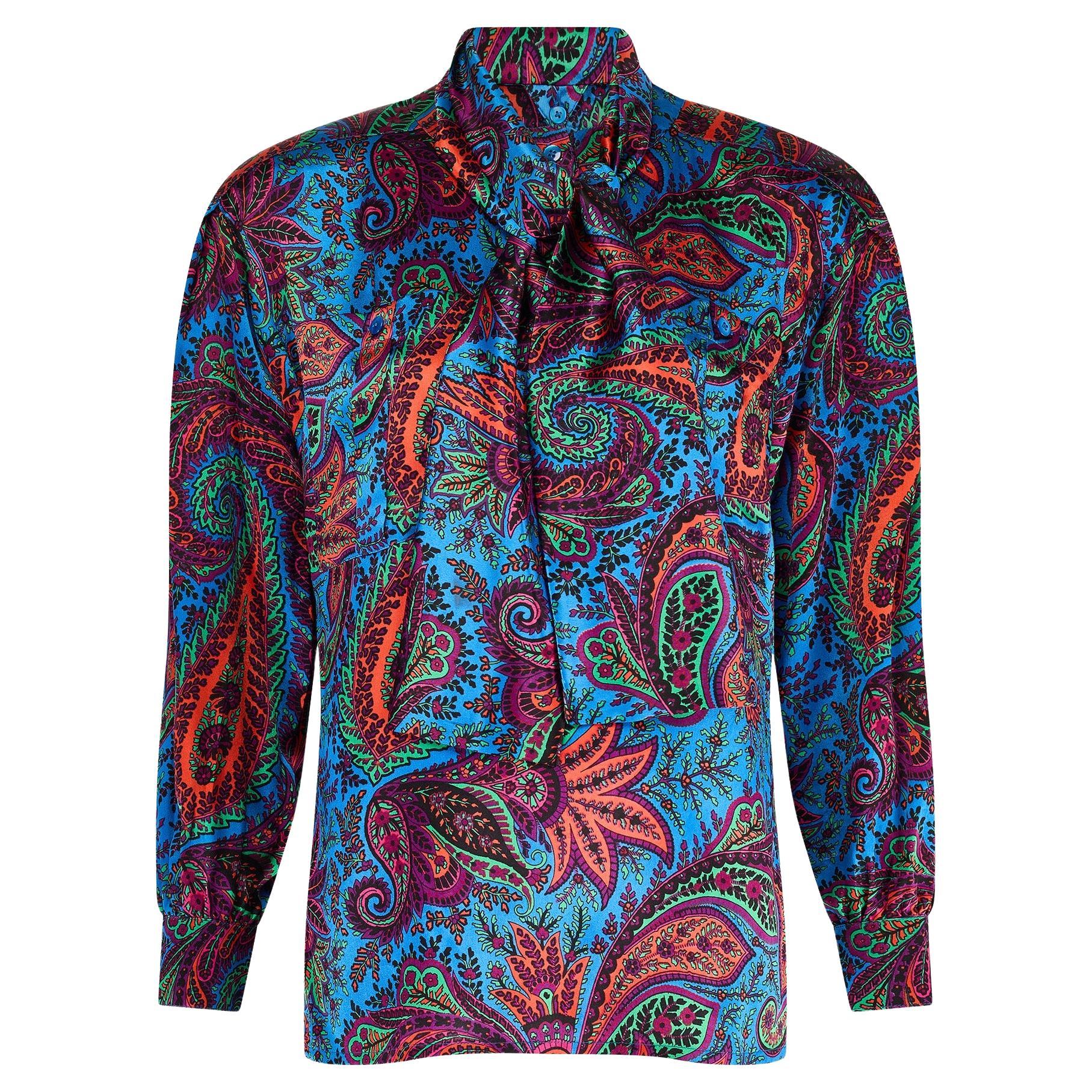 1980 - Escada - Chemisier à col amovible en soie à motifs de marguerites et de pierres précieuses en vente