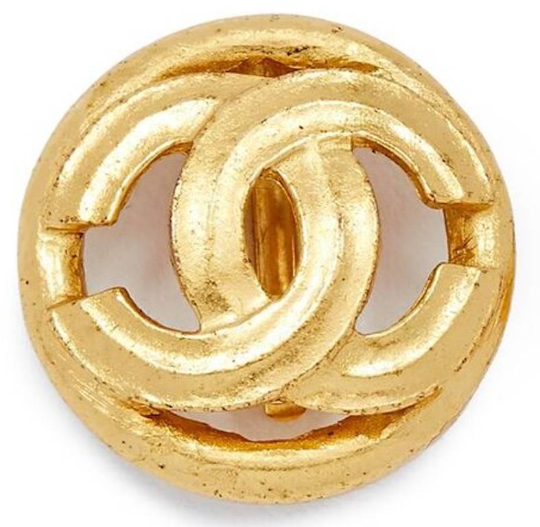 Chanel Gold Double CC Motif Earrings, 1990s  In Excellent Condition In London, GB