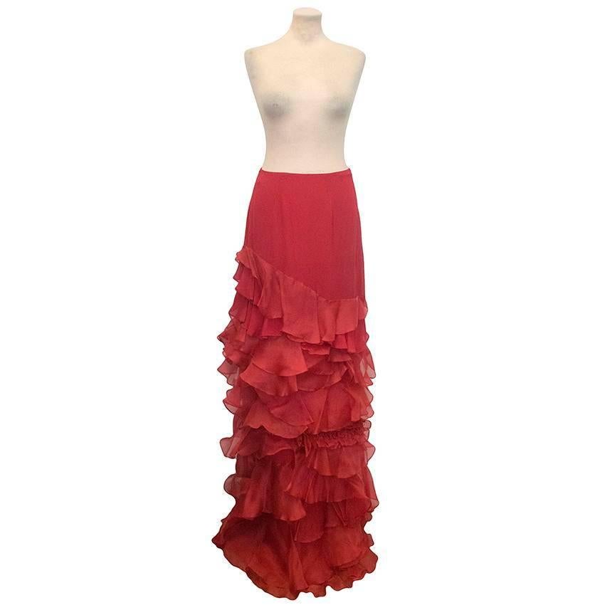 Roberta Furlanetto tiered red silk maxi skirt featuring layered ruffles and a train. The skirt is fully lined and lightweight with a concealed back zipper. Size IT 42, UK 10, US 6.

Made in Italy, dry clean only. Great condition 9.5/10

Approximate